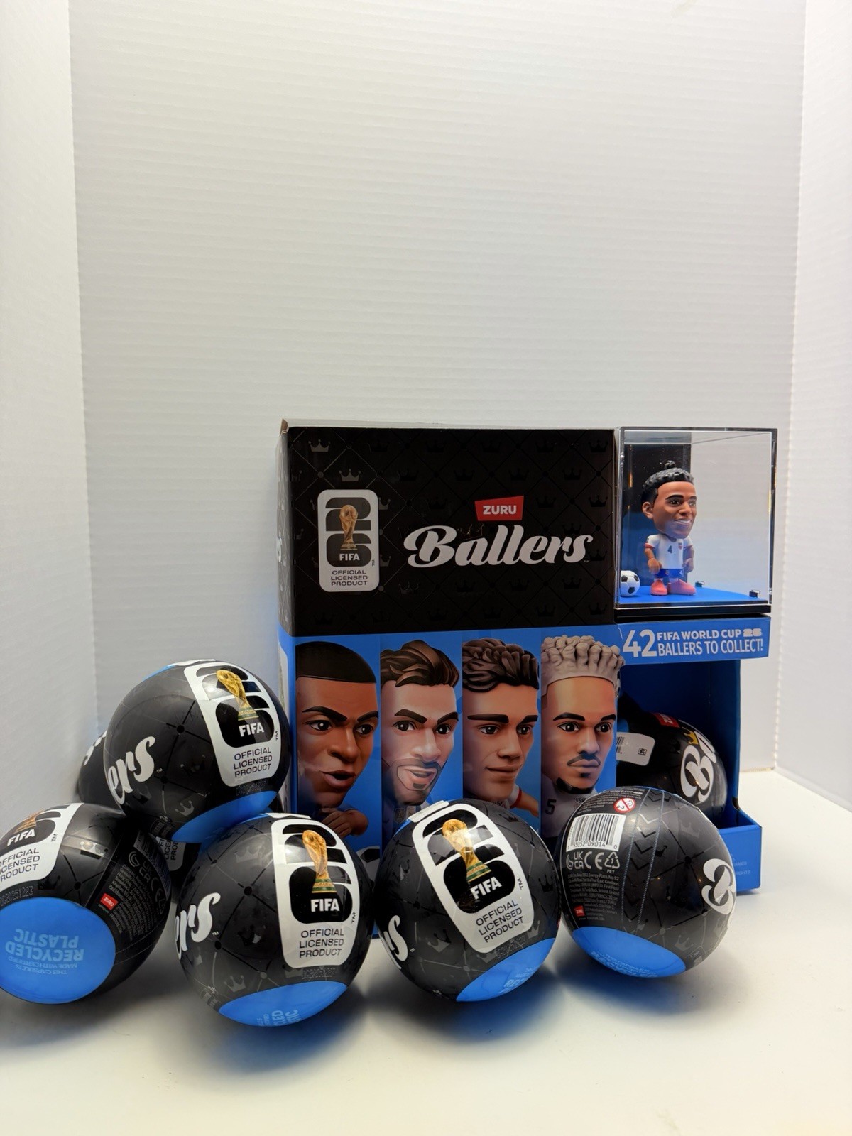 NEW ZURU Ballers FIFA World Cup 2026 Official Store Display Box With 12 Balls