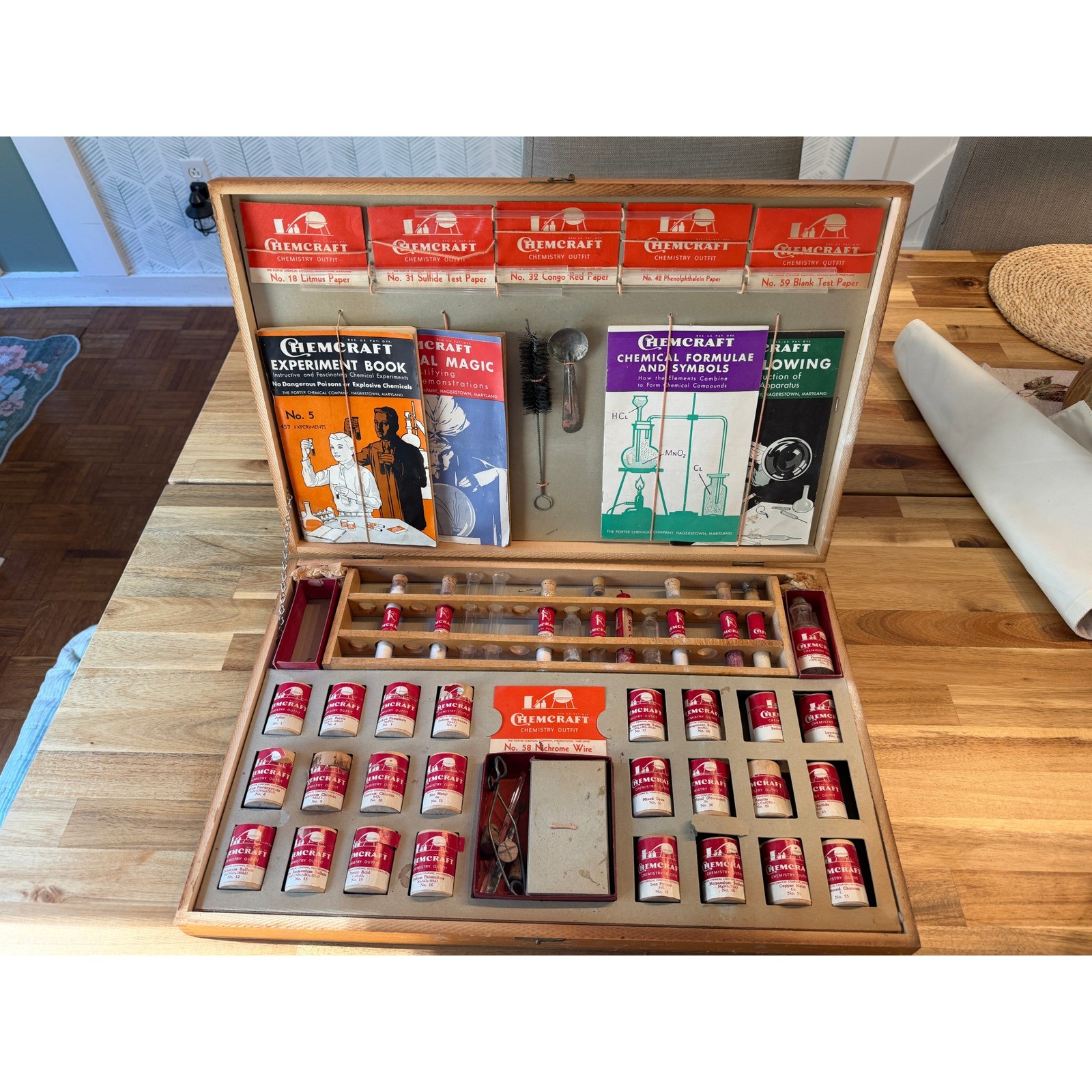 Vintage 1937 Chemcraft Chemistry Outfit No 5 Porter Chemical Co Wooden Case Set