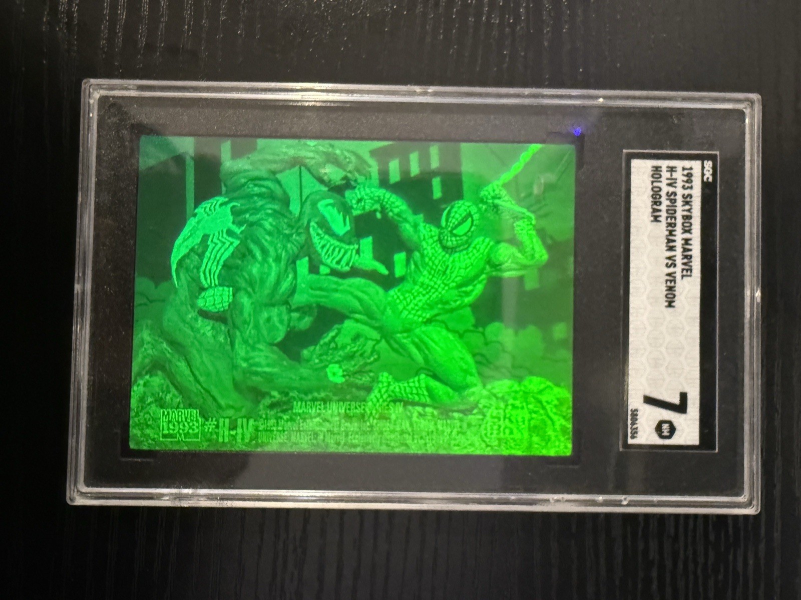 1993 Skybox Marvel H-IV Spider-man vs Venom Hologram SGC 7 NM Green/Yellow