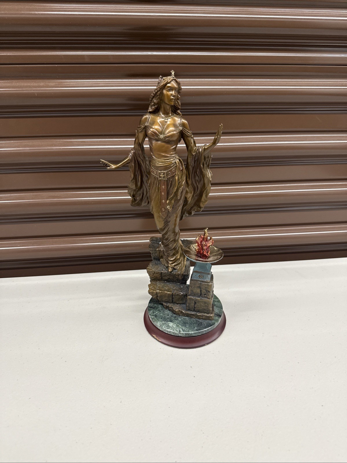 Queen Guinevere Bronze Figurine Franklin Mint By Emily Kaufman #0985/9500