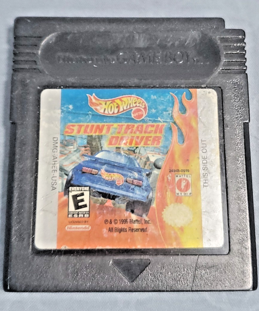 Hot Wheels Stunt Track Driver ( Nintendo Game Boy Color ) VG Sticker - Tested