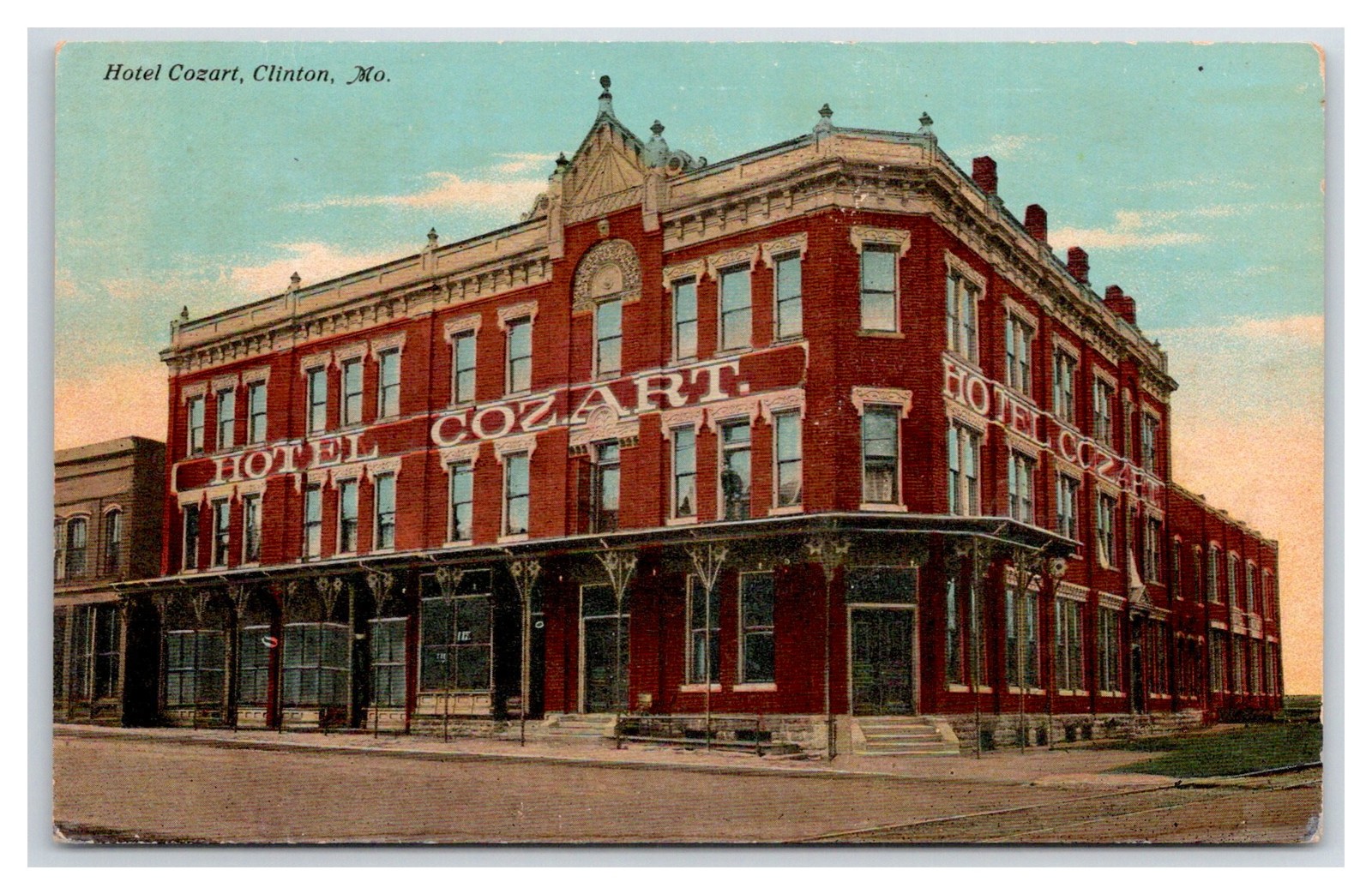 Hotel Cozart, Clinton Missouri street view.