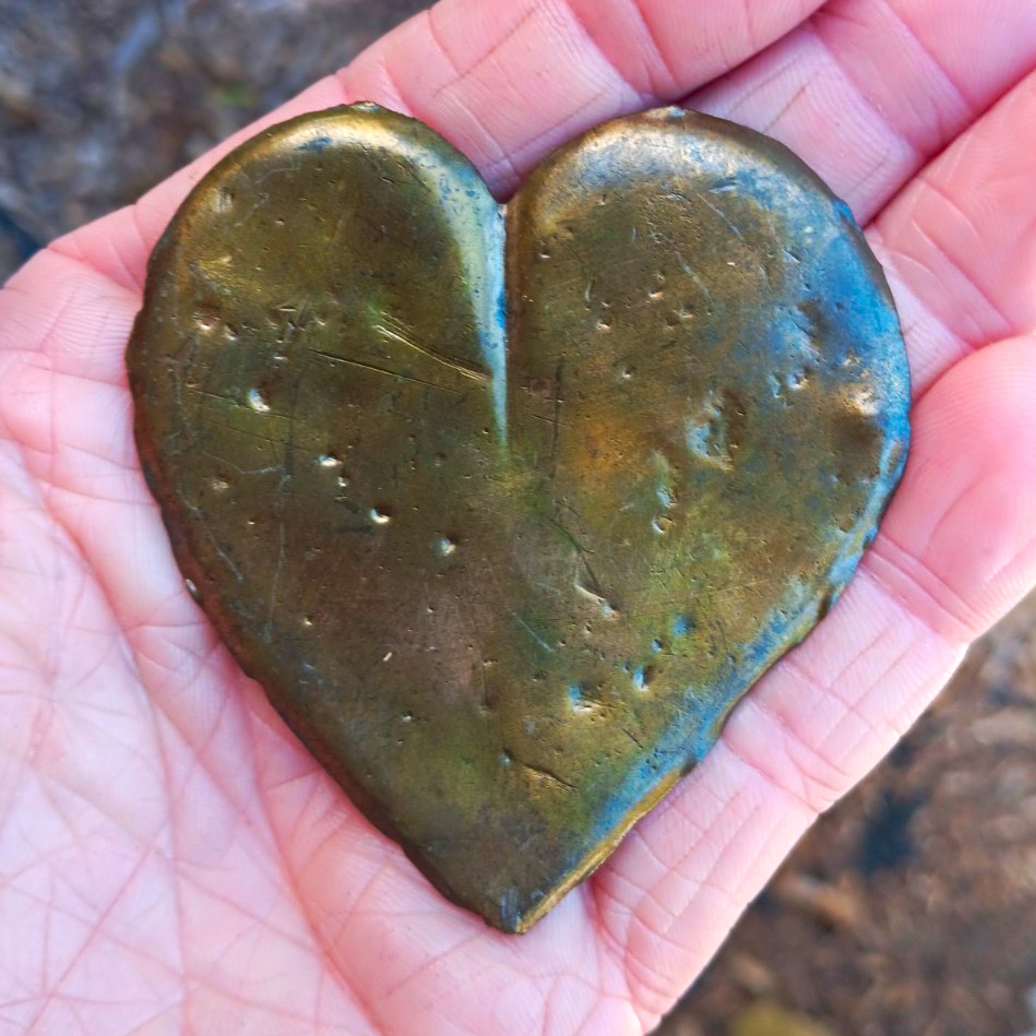 ORIGINAL CIVIL WAR ERA HORSE HEART MARTINGALE ORNAMENT PLATE BUCKLE DUG  RELIC 