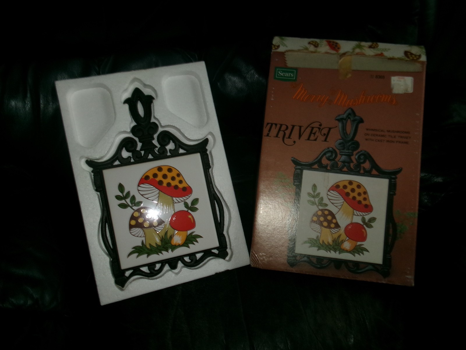 Vintage 70\'s Merry Mushroom  Ceramic Cast Iron Trivet  IN BOX Large 11 8369