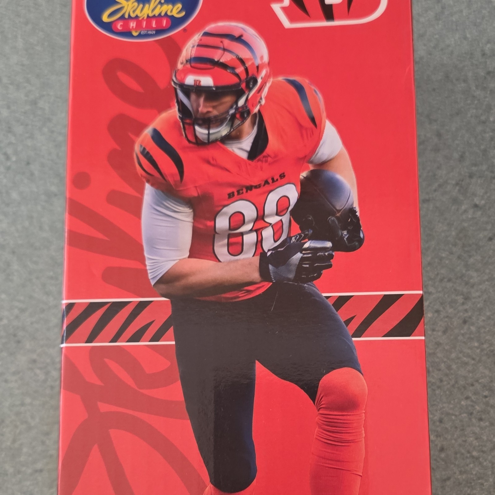 idegy NFL/NFLPA Cincinnati Bengals Player Figurine Skyline Chili Lot #47536