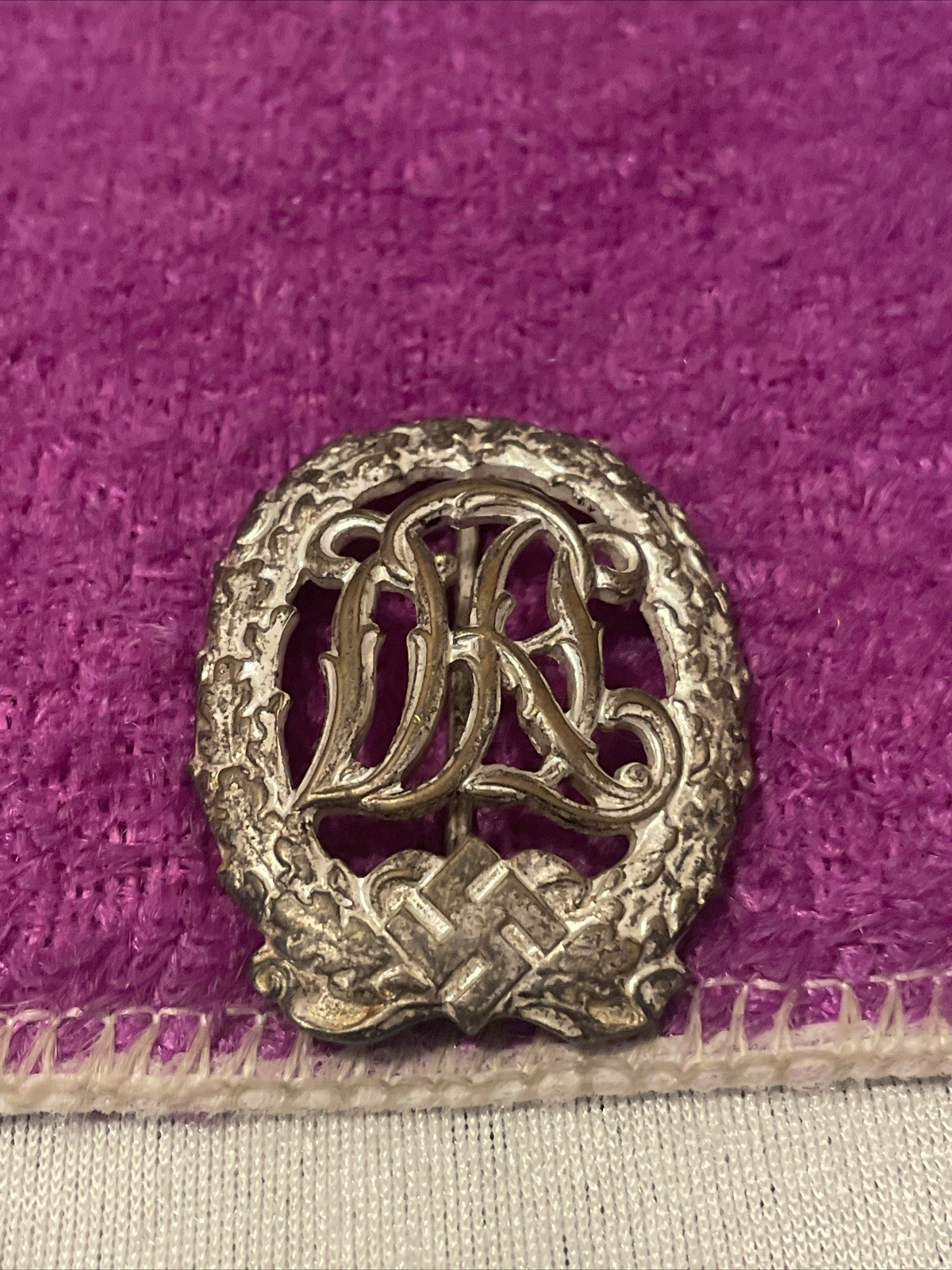 ORIGINAL PRE WWII GERMAN NATIONAL SCARCE DRL SPORTS BADGE DEUTSCHES SILVER
