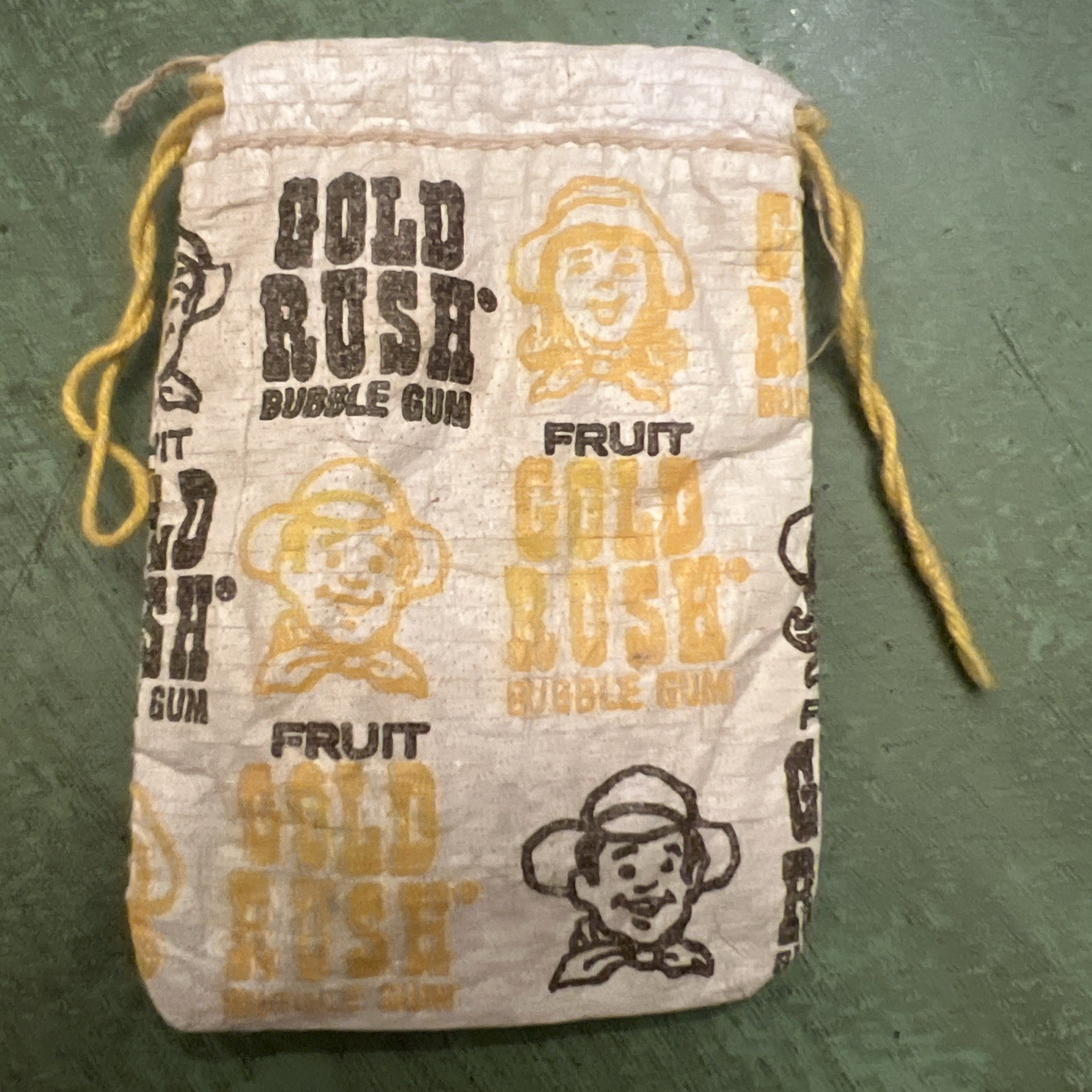  Vintage 1970’s Topps Gold Rush Bubble Gum Drawstring Bag Fruit Flavor