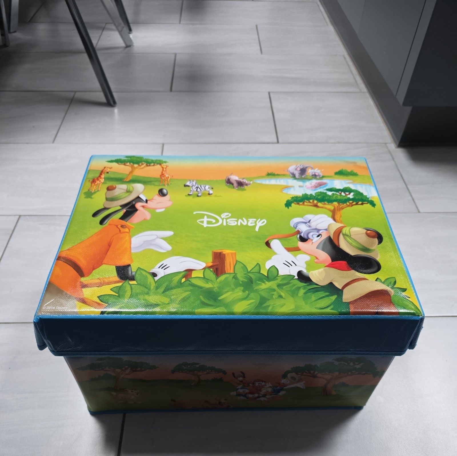 EAGLEMOSS DISNEY ANIMAL WORLD SAFARI COLLASPIBLE LARGE CANVAS STORAGE BOX TOY