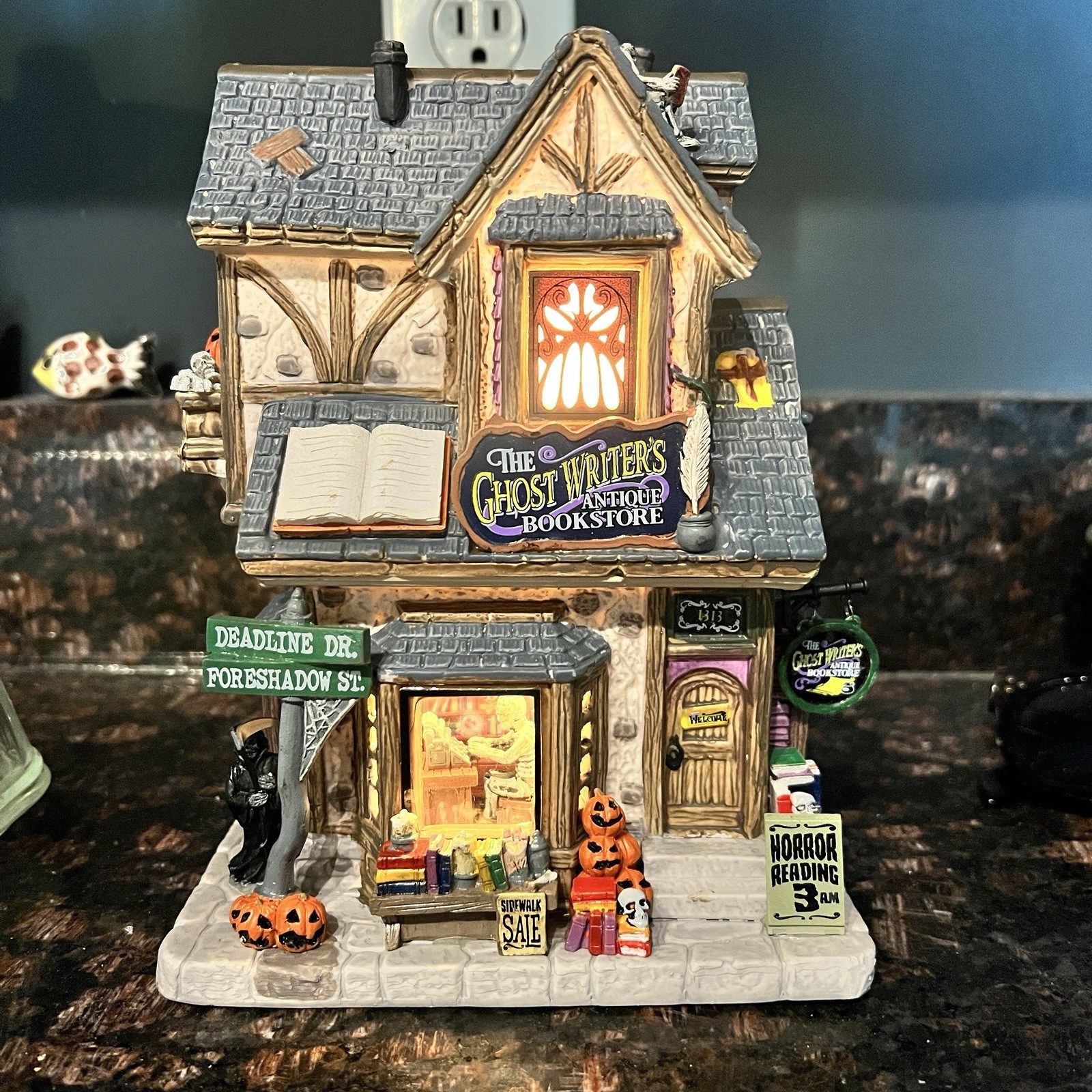 Lemax Spooky Town “The Ghost Writer’s Antique Bookstore” Illuminated