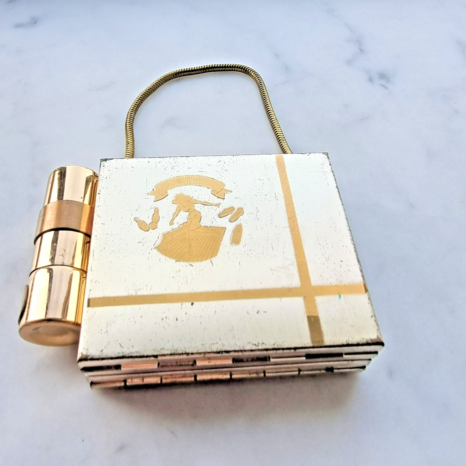 COLLECTIBLE 1940'S SOUVENIR WOMEN'S BOWLER MINI MAKEUP VANITY CASE MINAUDIERE