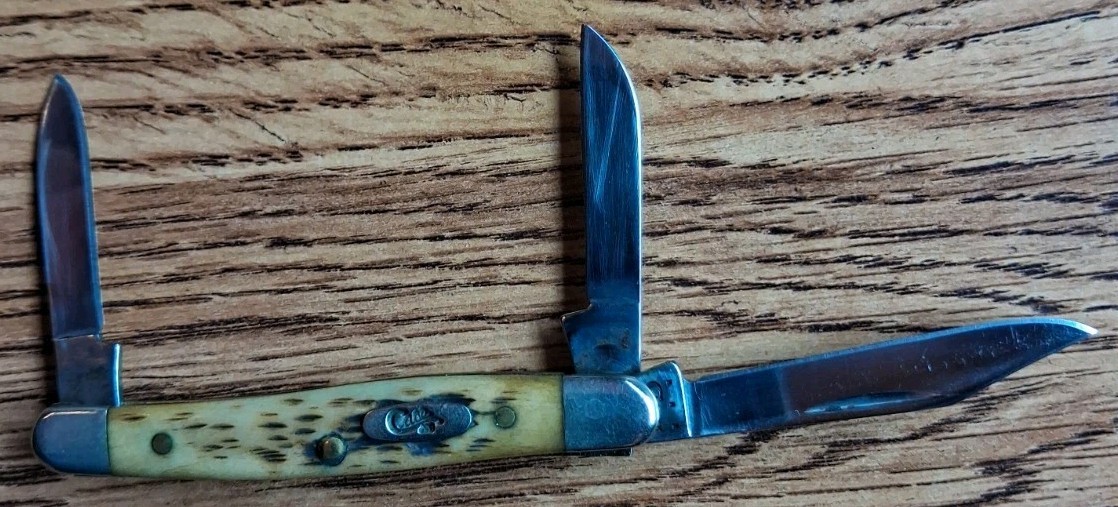 Vintage Case XX 6327 SS Jigged Bone 3 Blade Pocket Knife