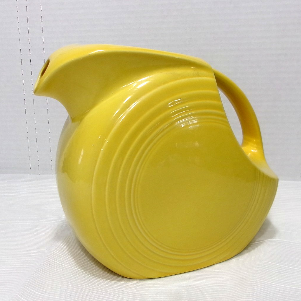 Vintage Retired Fiesta Sunflower Yellow Large Disc Pitcher 67 OZ  Item #0484 NOS