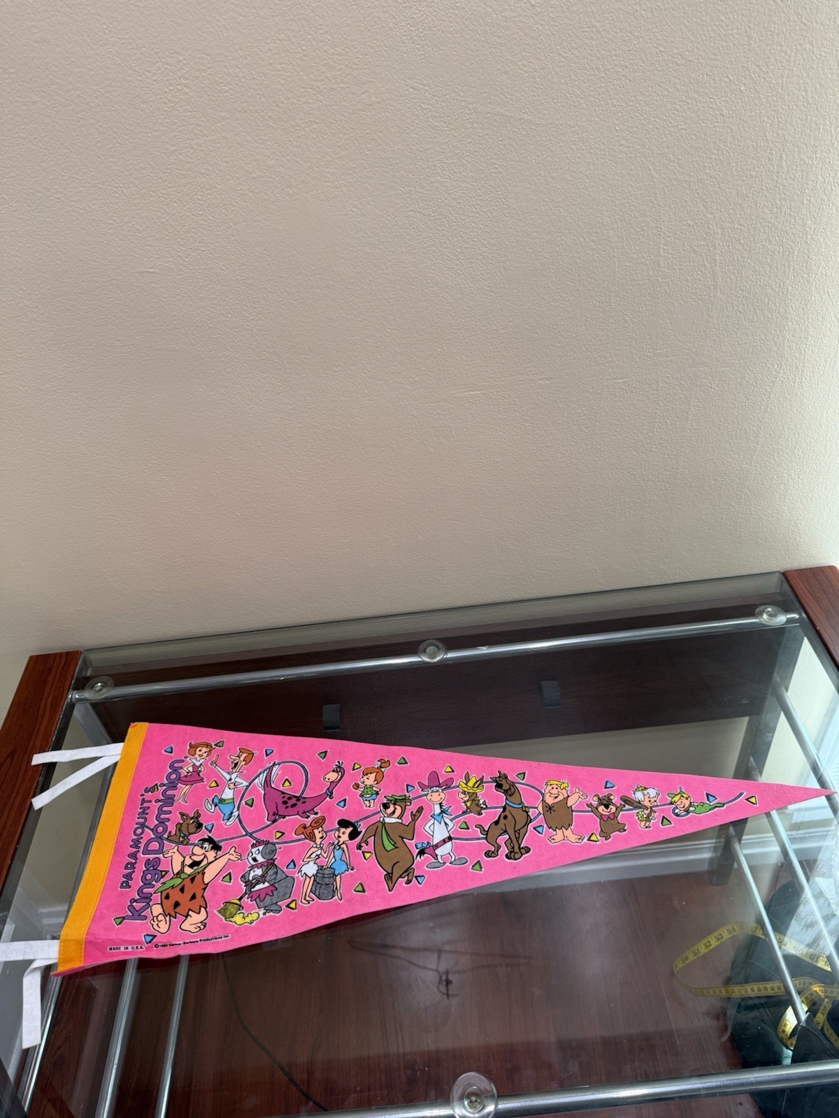 1986 Kings Dominion Theme Park Hannah-Barbera Pennant Yogi, Flintstones, Jetsons