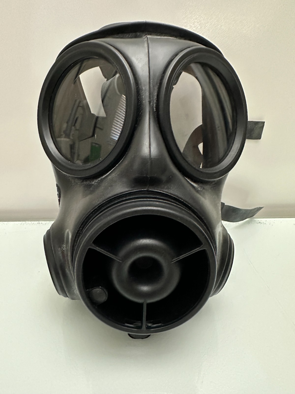 AVON SF10 Medium /Large #2 Gas Mask 1993 Special Forces Version of S10 EXCELLENT