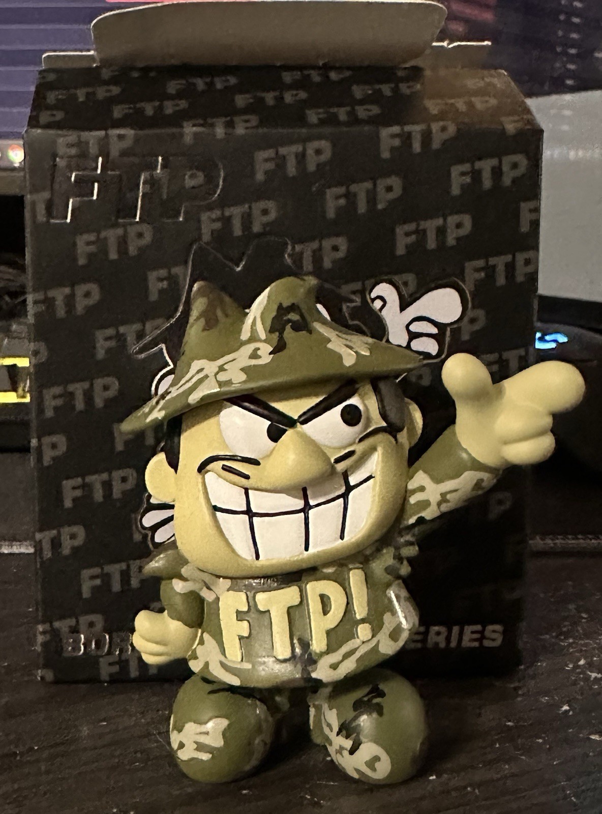 FTP FIRST EDITION CAMO BORIS BLIND BOX FIGURES (3 INCH VINYL FIGURE)