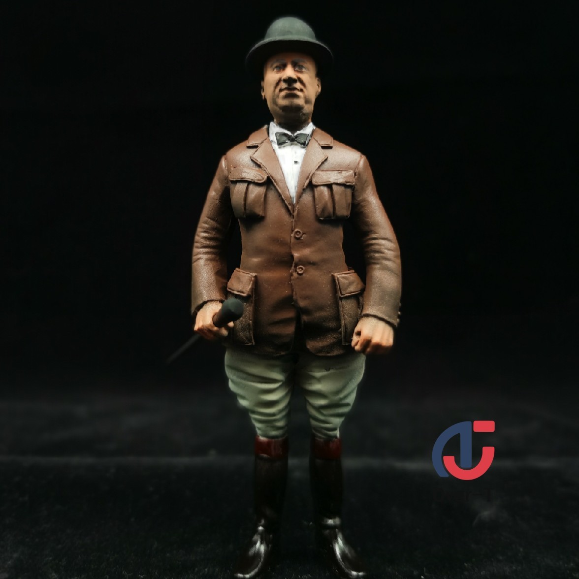 1: 18 figure Car Model Scene Ettore Bugatti CMC Bauer without car doll only