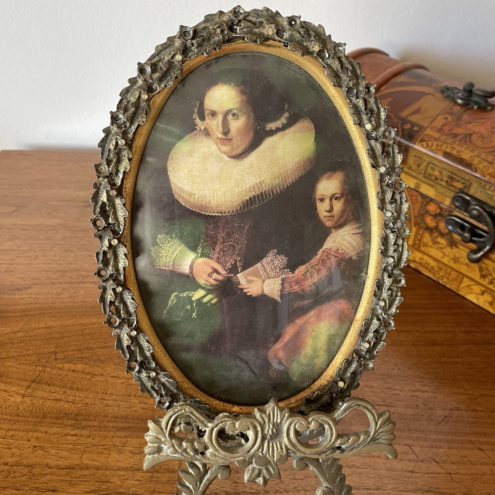 Antique Ornate Floral Metal Picture Oval Frame Mother & Child Baroque Portrait