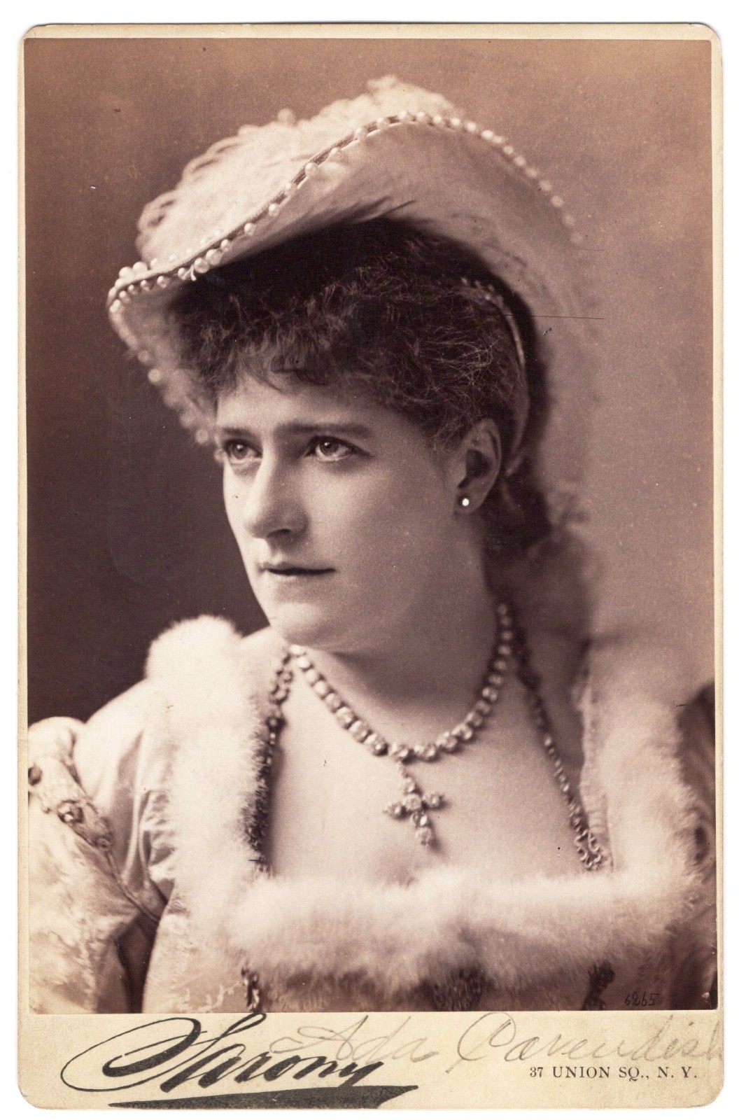 ADA CAVENDISH : ENGLISH STAGE ACTRESS : PHOTOGRAPHED BY SARONY : CABINET CARD