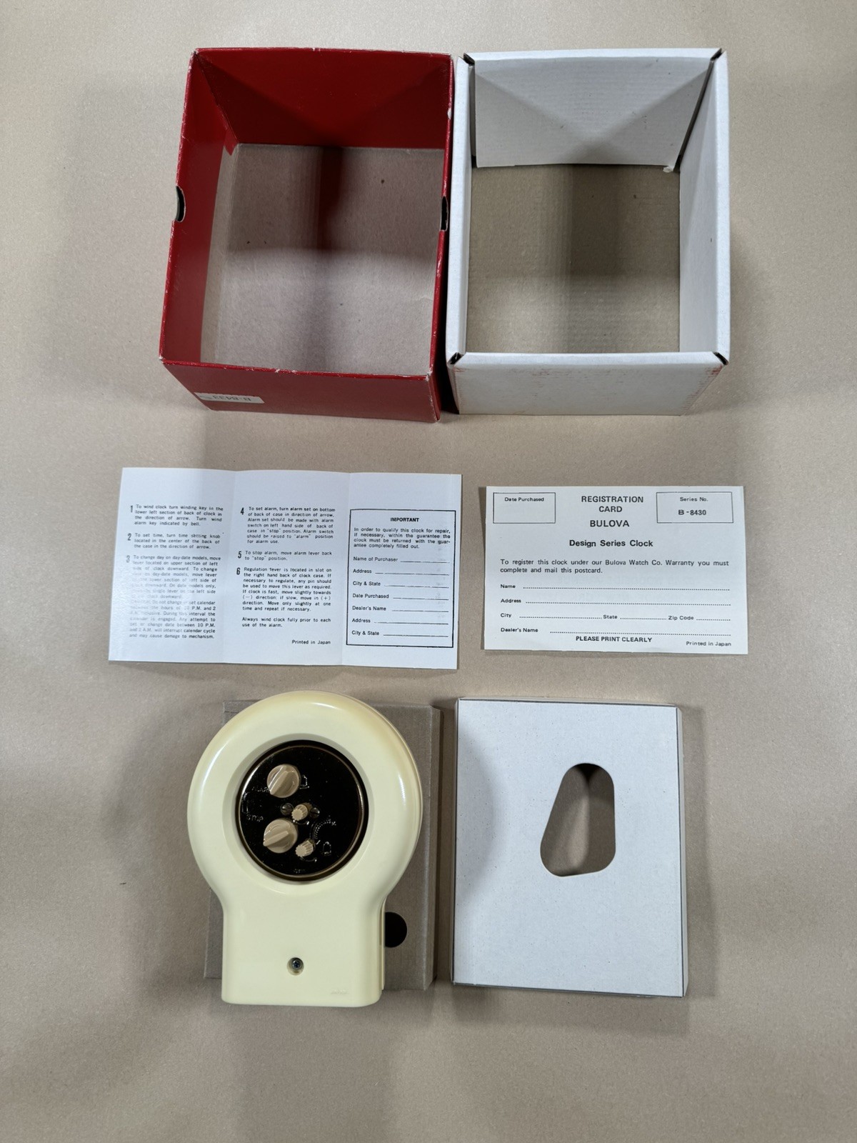 Vintage 1970s Bulova *Complete Set* Space Age Beige Pedestal Alarm Clock wPapers