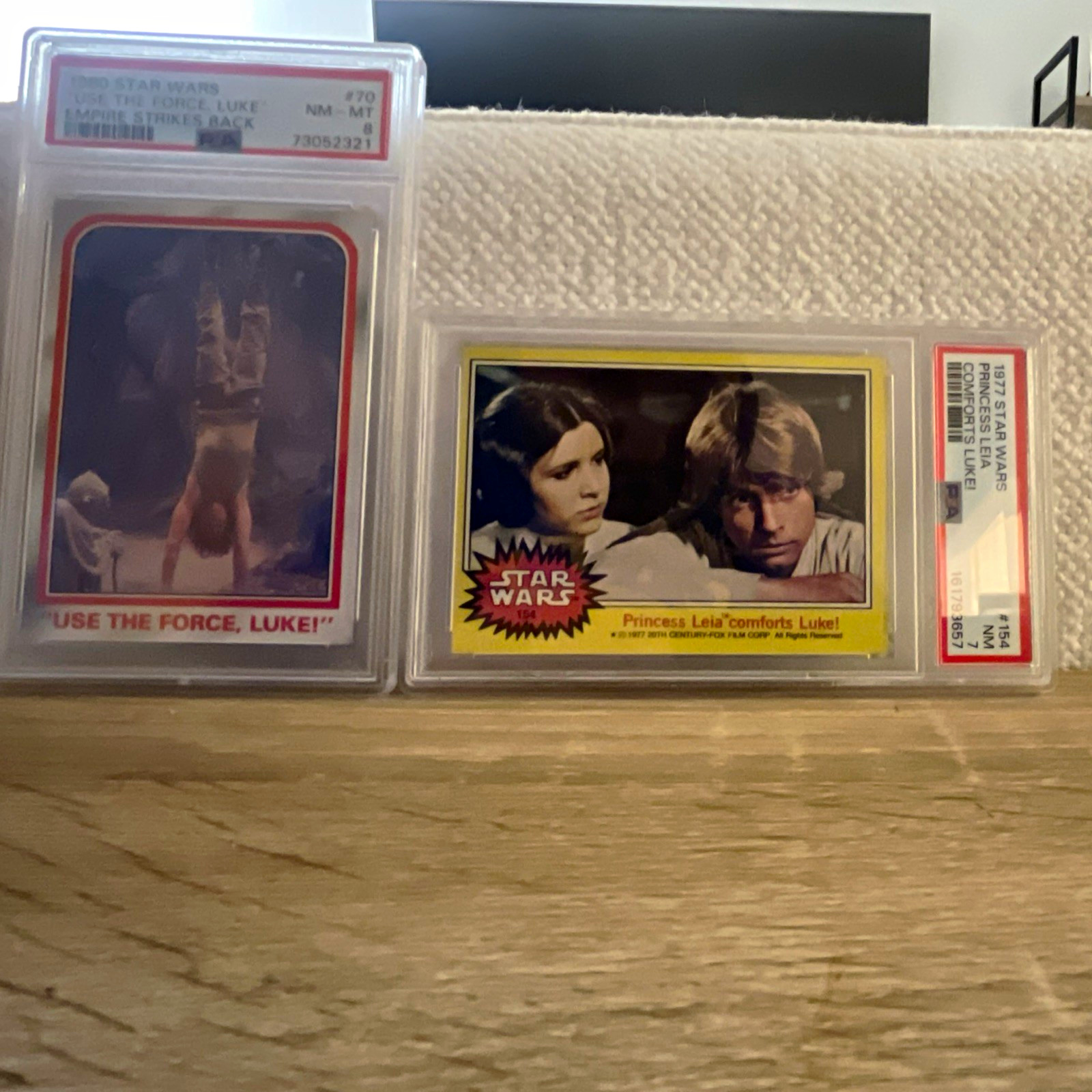 Topps 1977/1980 Star Wars PSA Graded Card Lot of 2 #154 #70 Leia Luke
