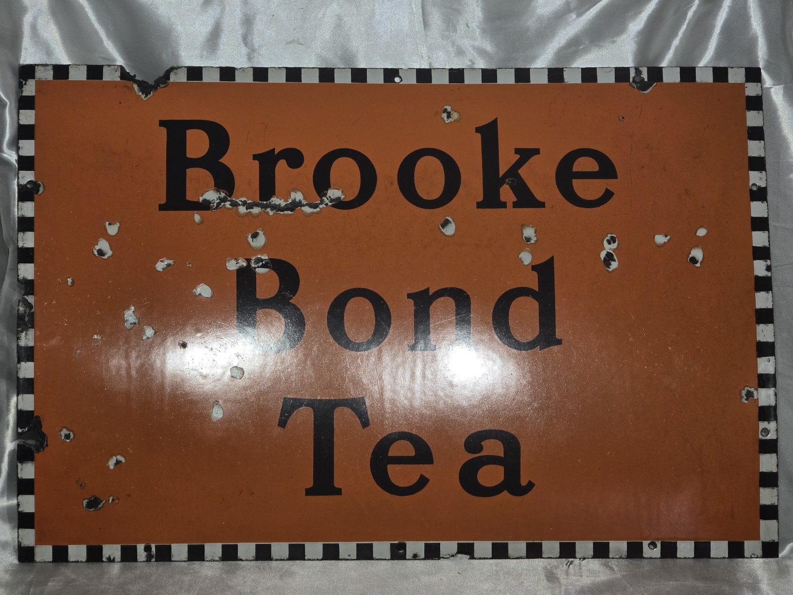 Original Enamel Brooke Bond Tea Sign 30