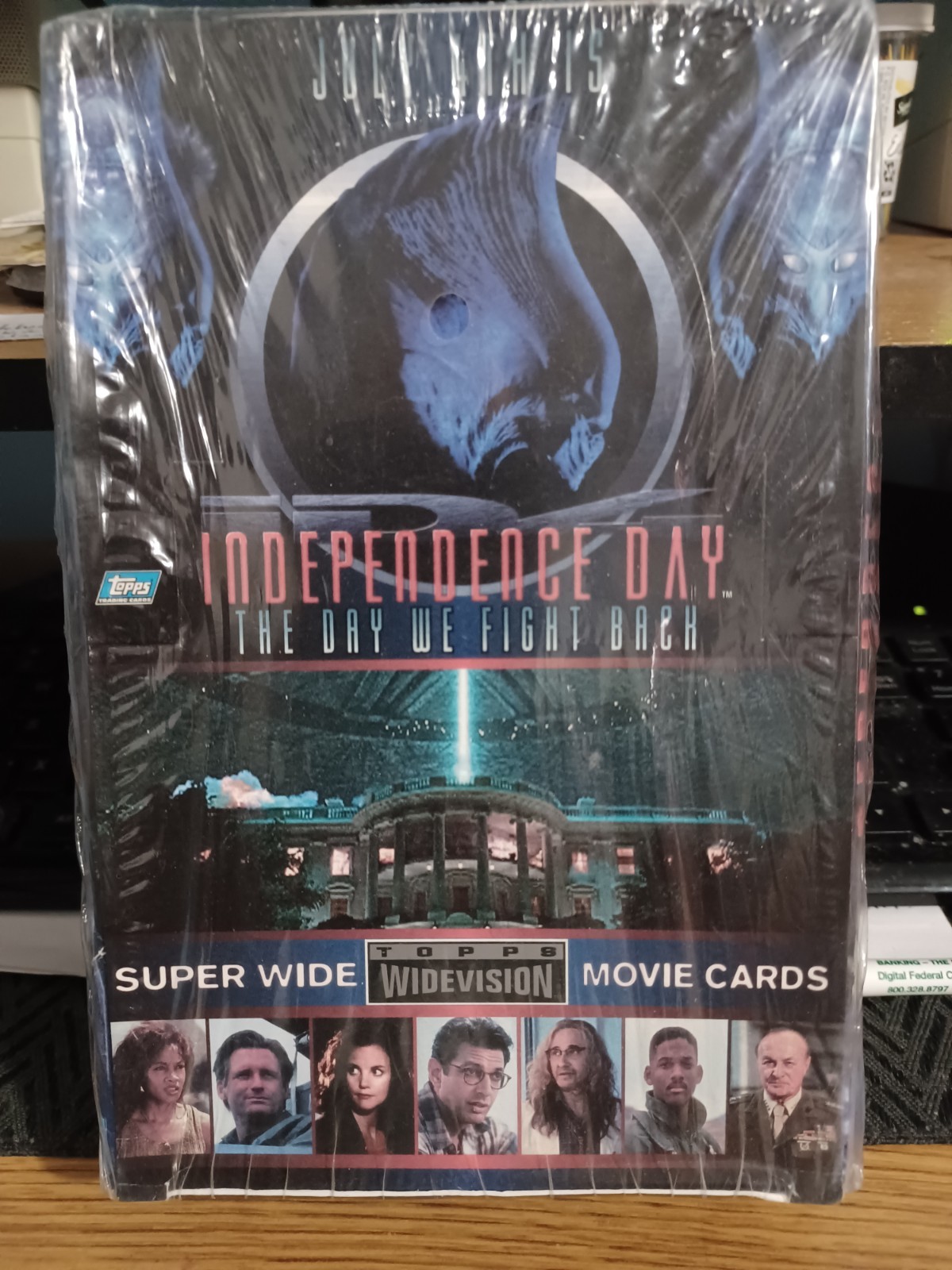 1996 ID4 Independence Day Trading Cards Topps WideVision Sealed 36 Packs