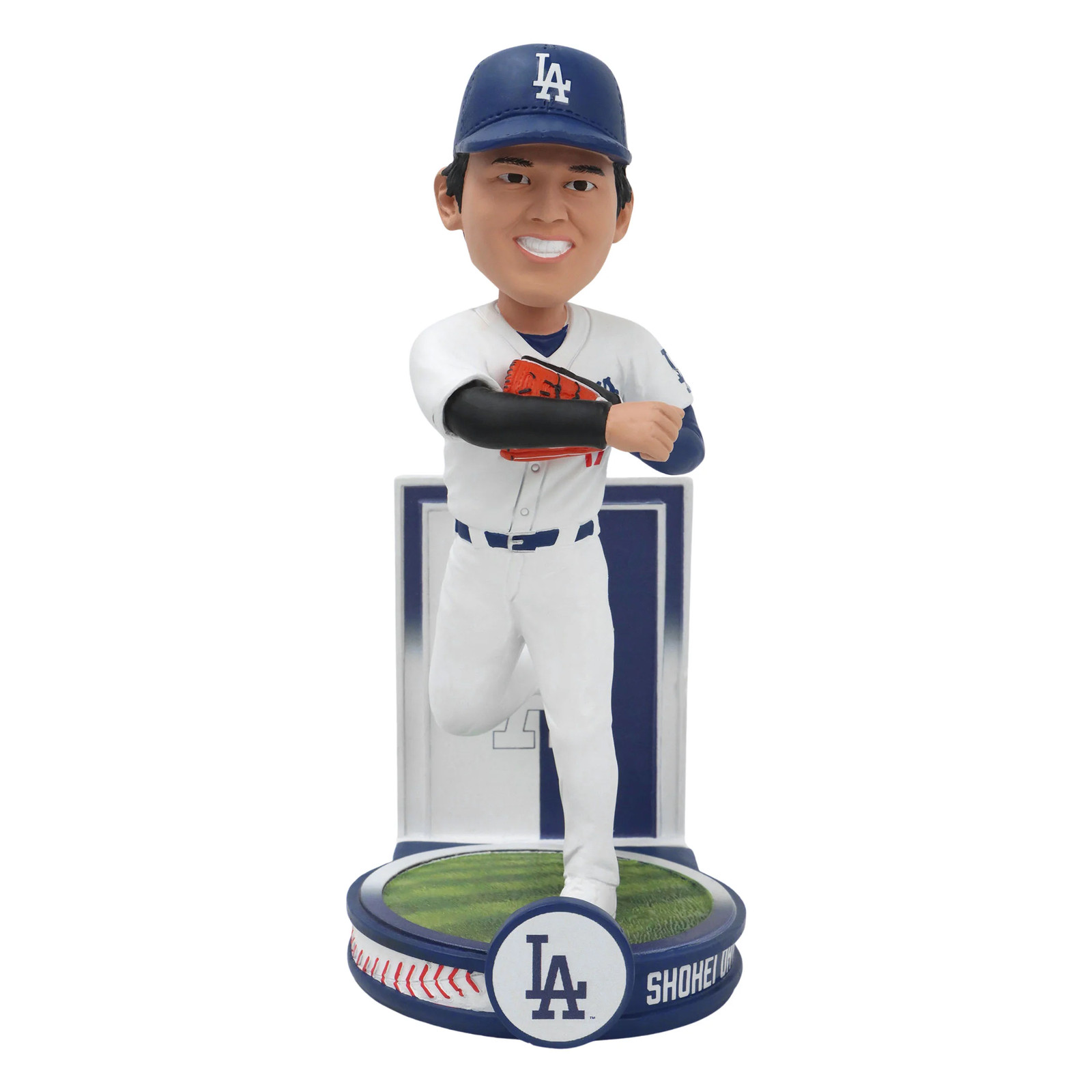Shohei Ohtani Los Angeles Dodgers Banner Series Pitching Home Bobblehead MLB