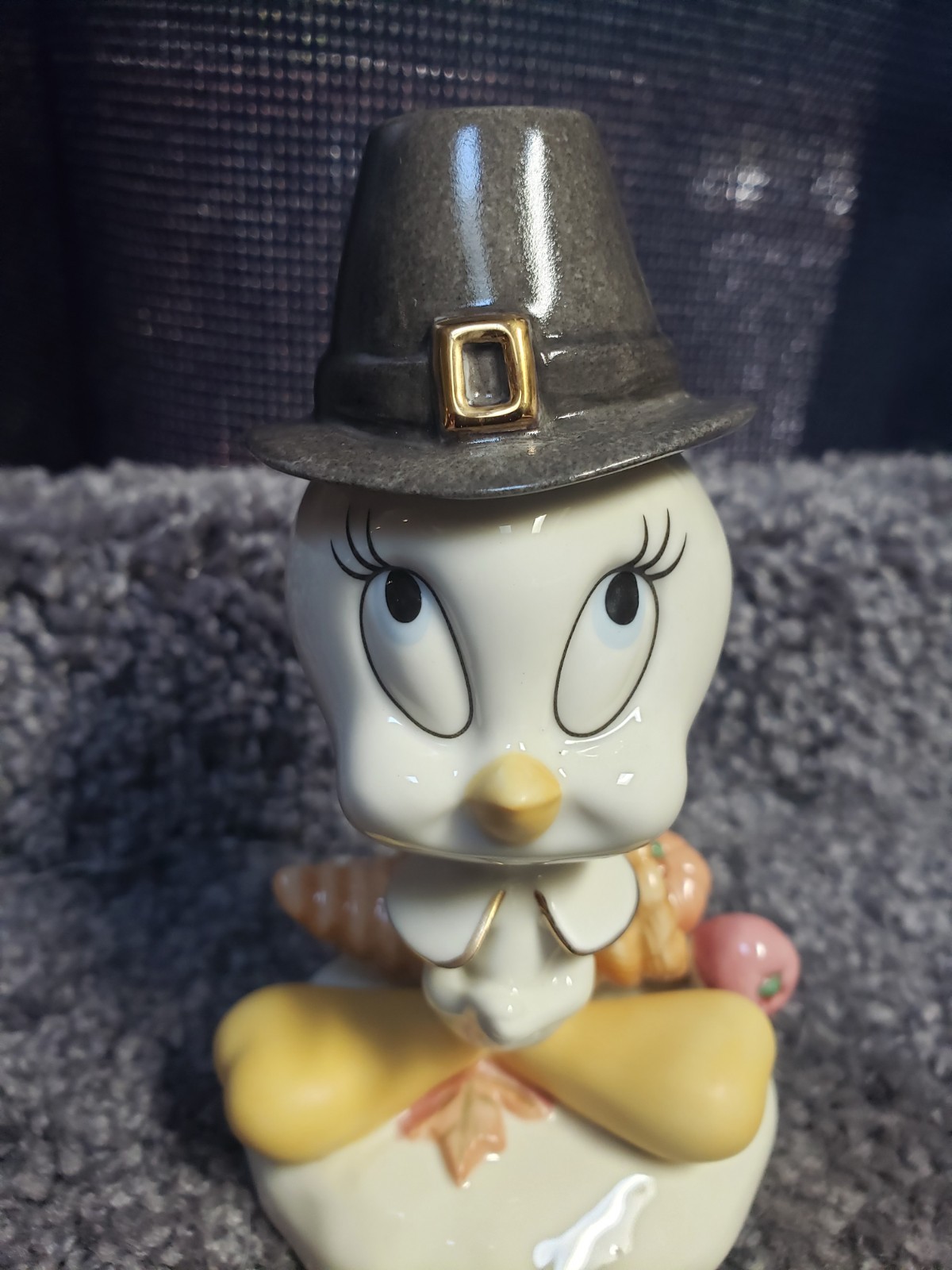 Lenox Tweety Bird Thanksgiving Figurine Free priority ship to lower 48 states