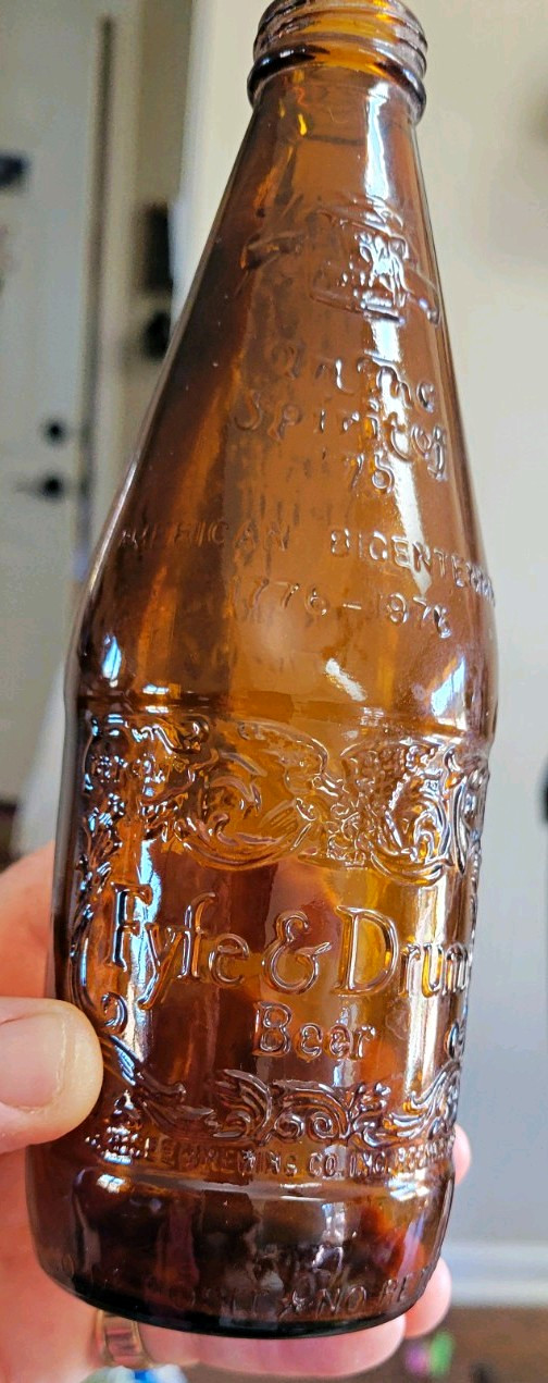 Vintage 1976 Fyfe & Drum Beer Bicentennial Bottle Liberty Bell Design #7 Genesee