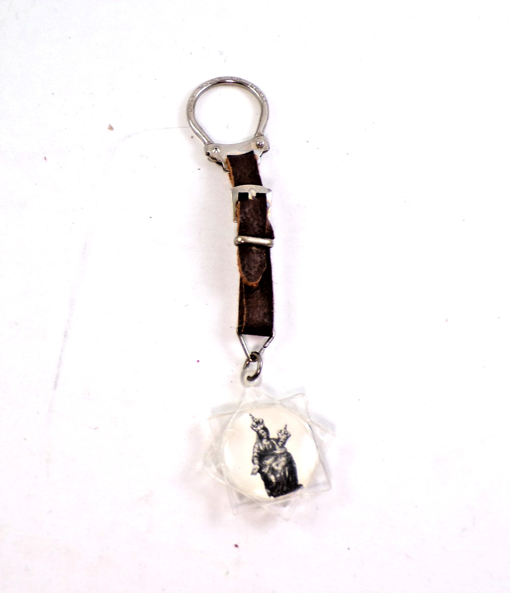 Vintage Italian Souvenir Keychain Patented Brev Leather Strap Madonna Child  (1)