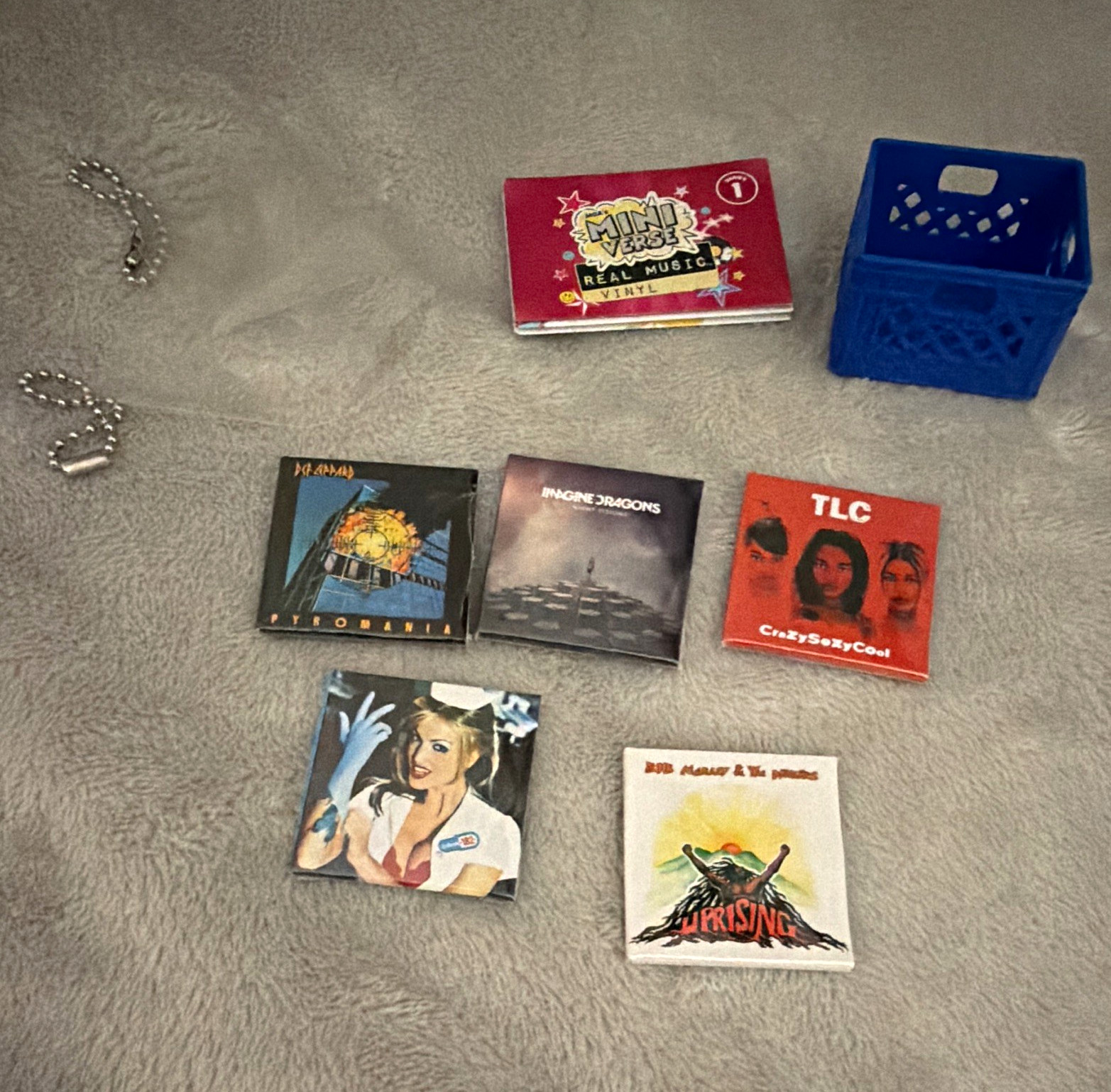 Mini Verse Real Music Vinyl Series 1 Mini Records Lot of 9 w/ Accessories 