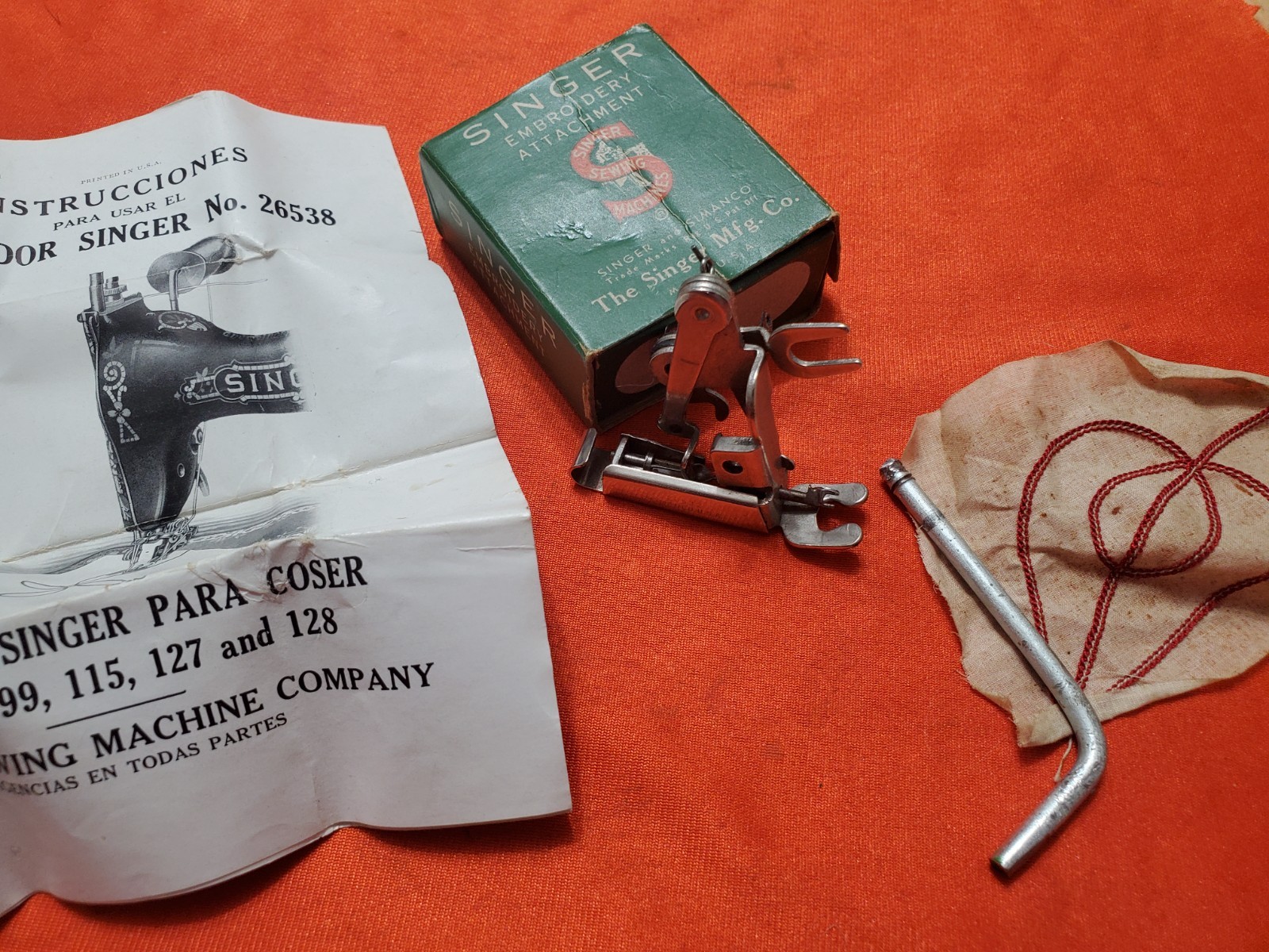 Singer 221 Sewing Machine Embroidery Attachment 26538 Spanish Inst.+video+sample