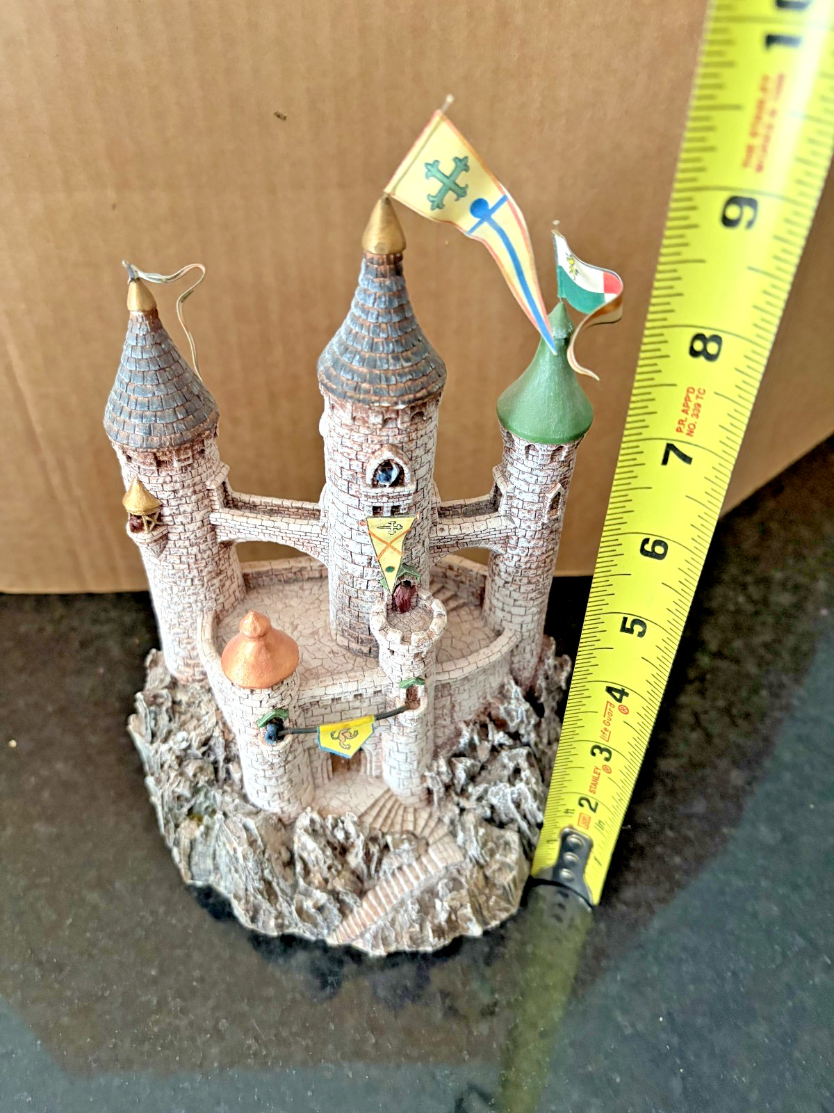  Vintage 1994 John Hopkins Medieval Castle Figurine 9