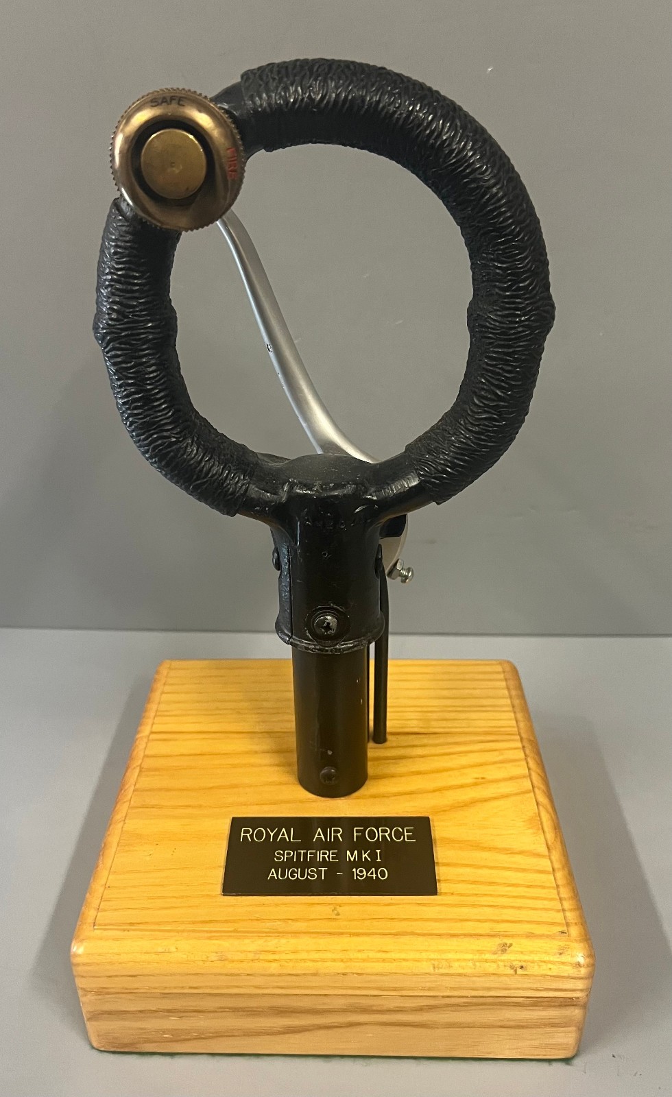 1940 SPITFIRE SPADE GRIP COMPLETE ORIGINAL