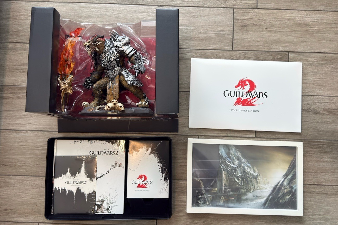 Guild Wars 2 Collectors Edition PC Windows 2012 Rytlock Game Artwork Brand New
