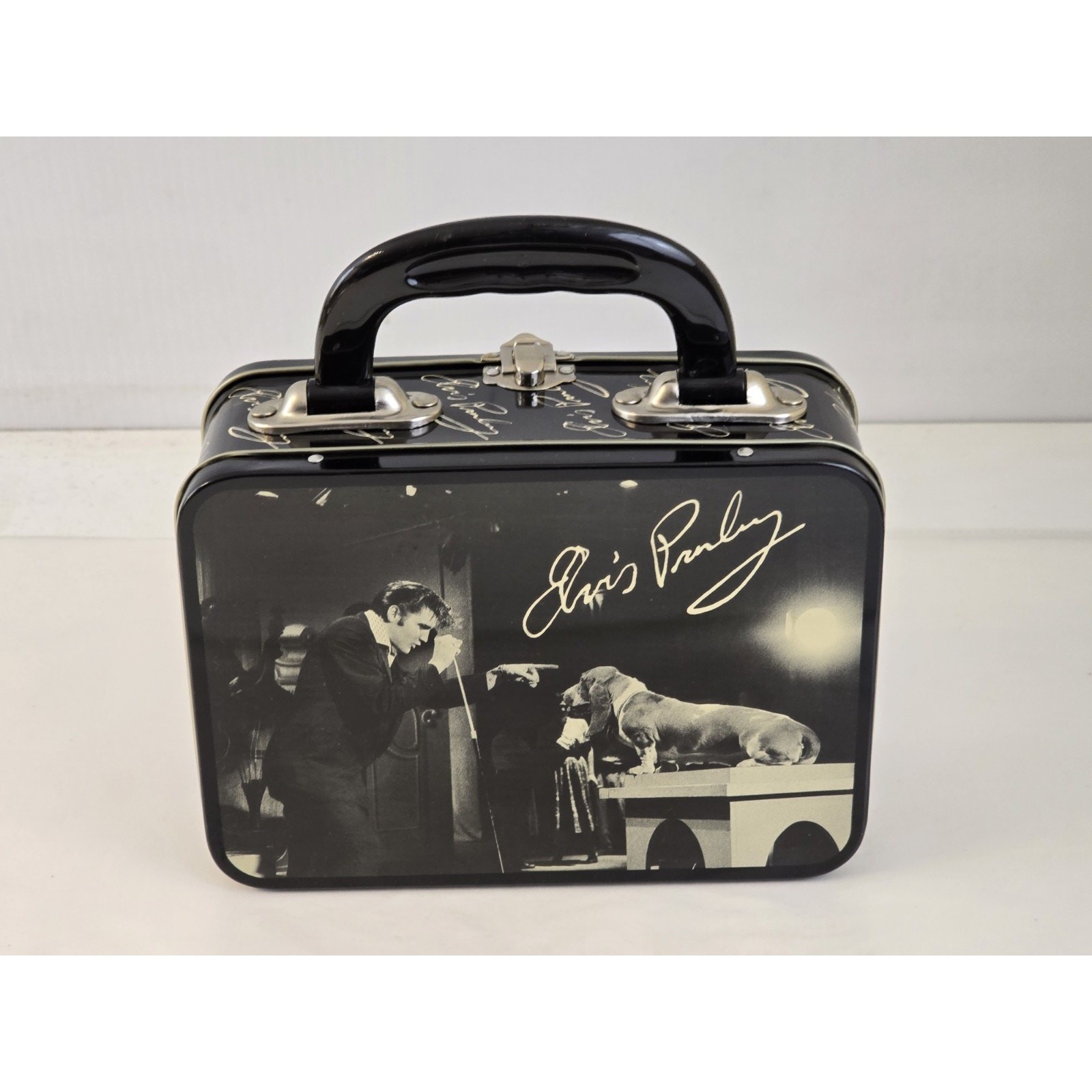1998 The Wetheimer Collection Vandor Elvis Presley Hound Dog Tin Lunch Box 7.25\
