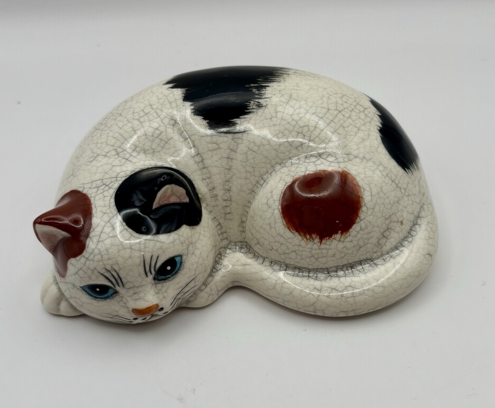 Vintage 1985 Royal Orleans Japan Calico Cat Figurine Crackle Glaze 6”