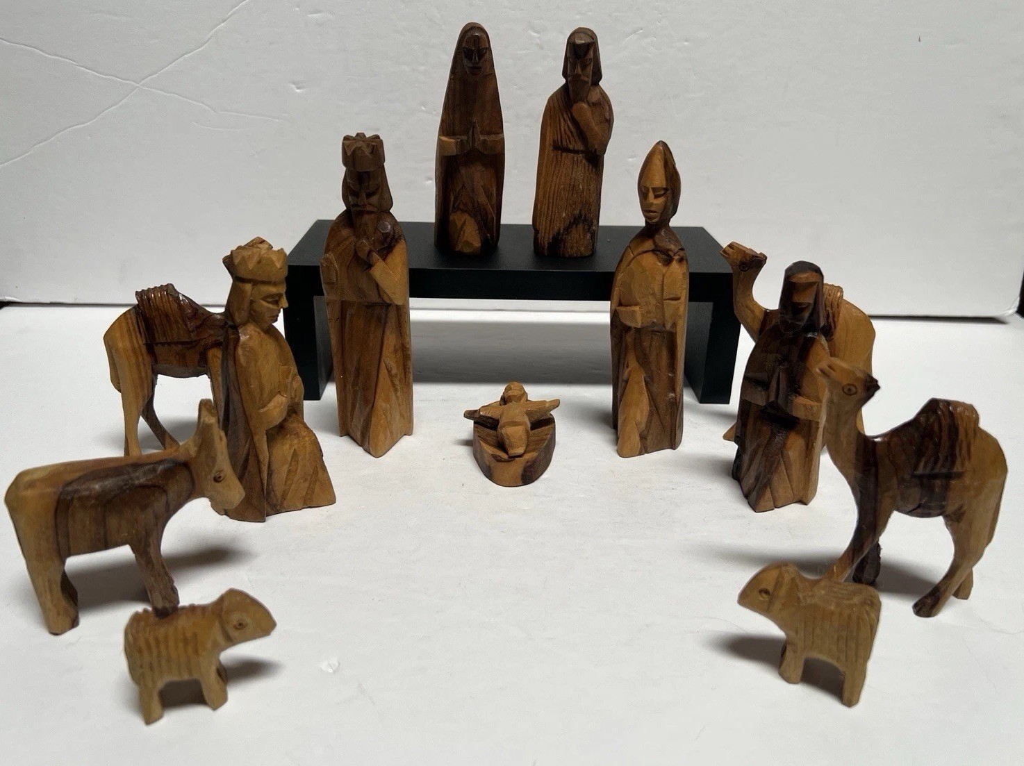 Vtg Hand Carved Olive Wood Nativity Set 14 Pc Bethlehem Holy Land Christmas