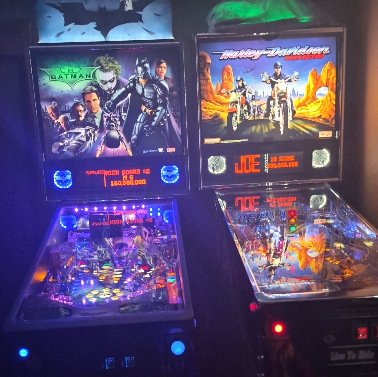 SEGA 1999 Batman Dark Knight & Harley-Davidson Pinball Machines Lot of 2