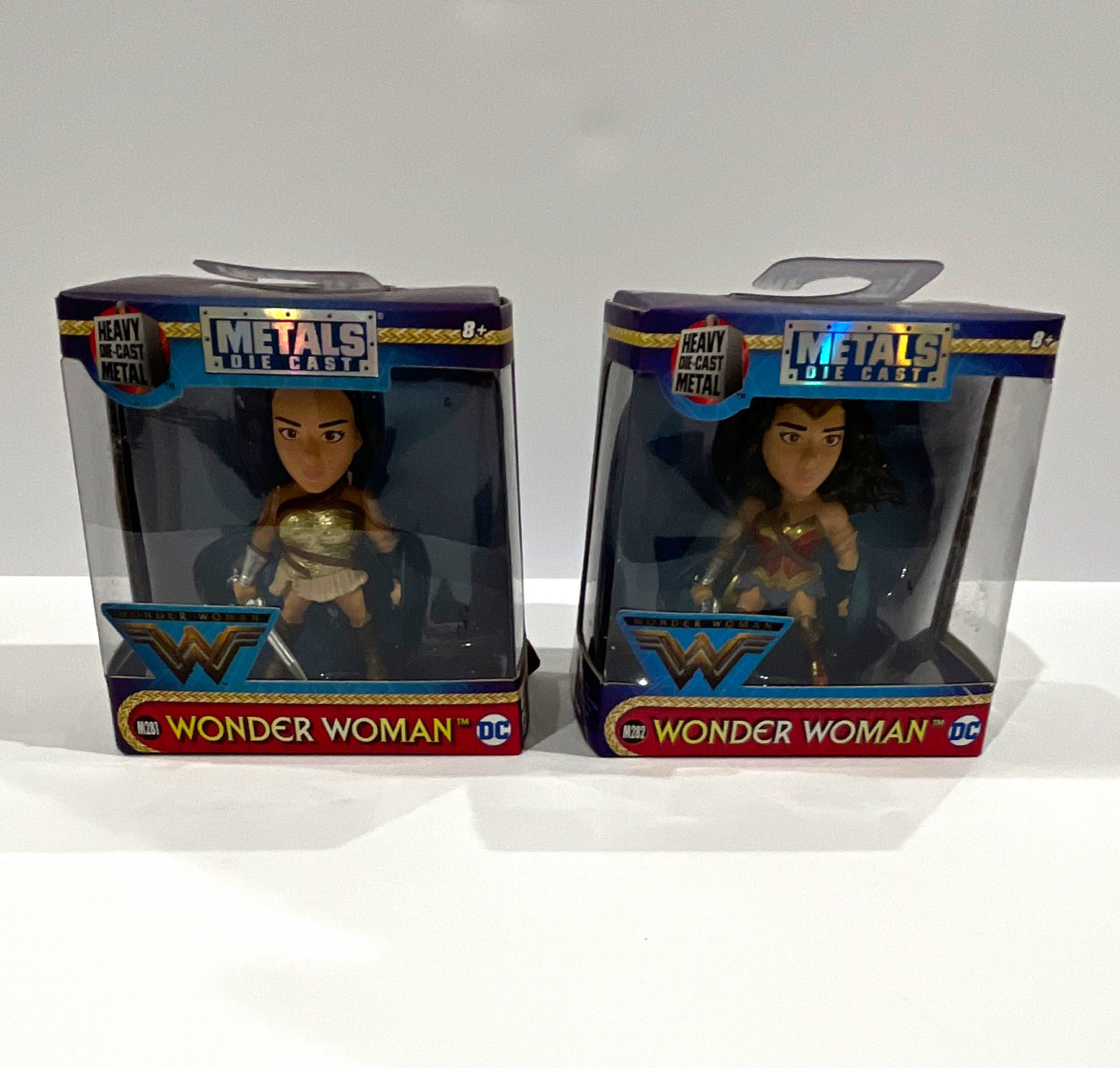 Jada Toys Wonder Woman Metals Die Cast 1:24 Die-Cast Metal 2-Pack M384