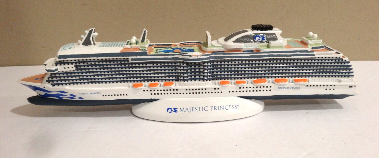 Princess Cruises Majestic Princess Cruise Ship Model Official 12\