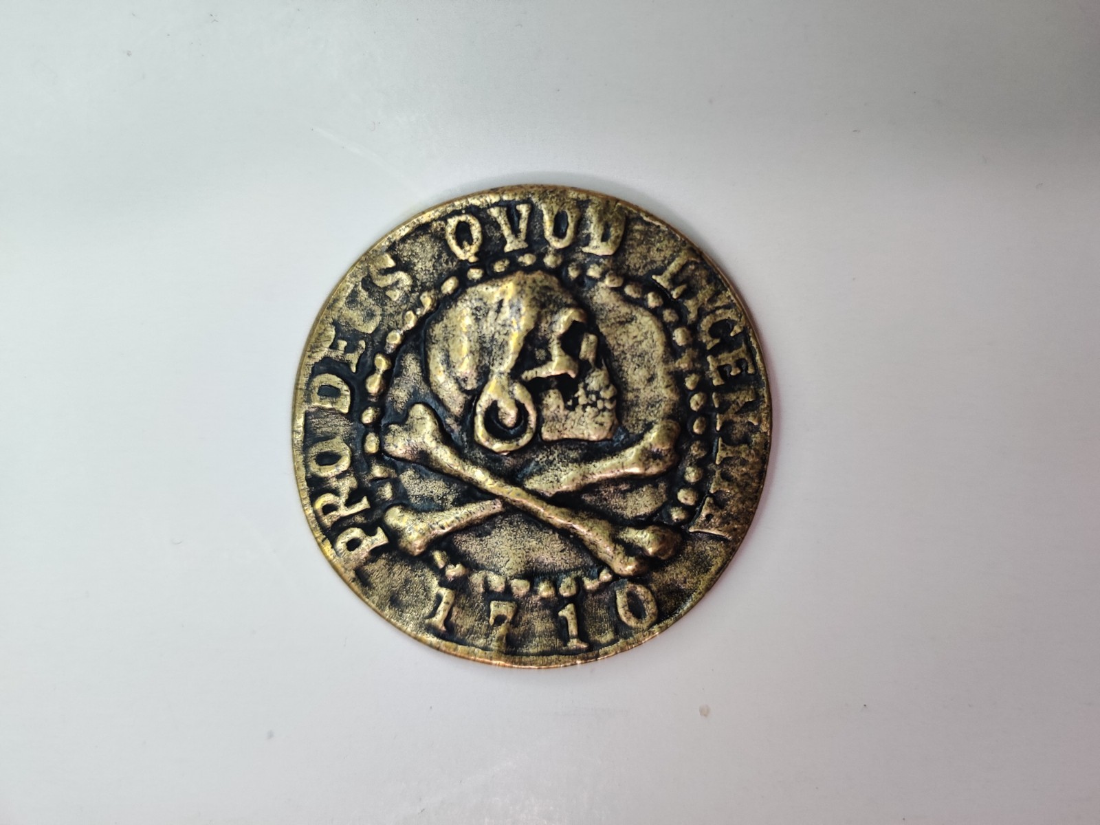 Uncharted 4: A Thief's End Gold Pirate Sigil Coin (Loose) Pre-Order Bonus Promo