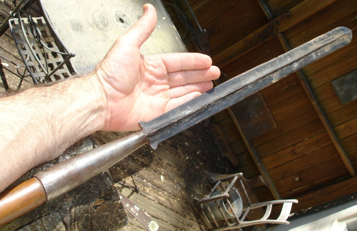5ft Maasai Mara Warrior Lion SPEAR Kenya African wood FOLK ART hand wrought Iron