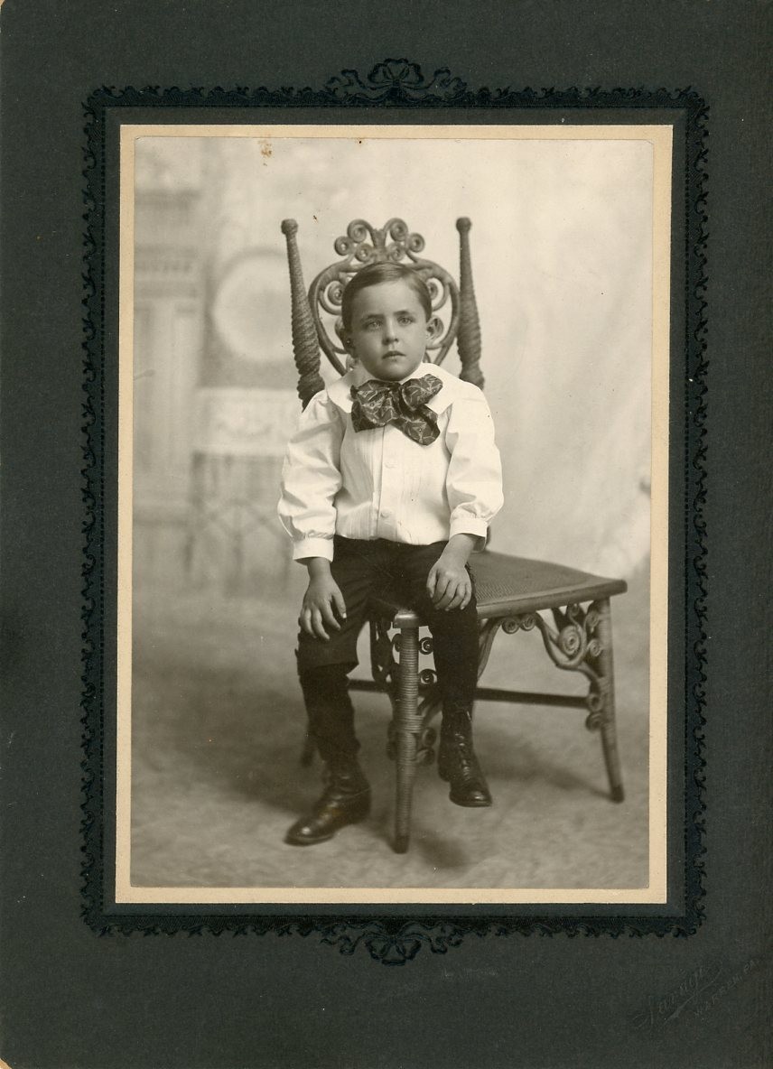 Antique Studio Photo Portrait of \