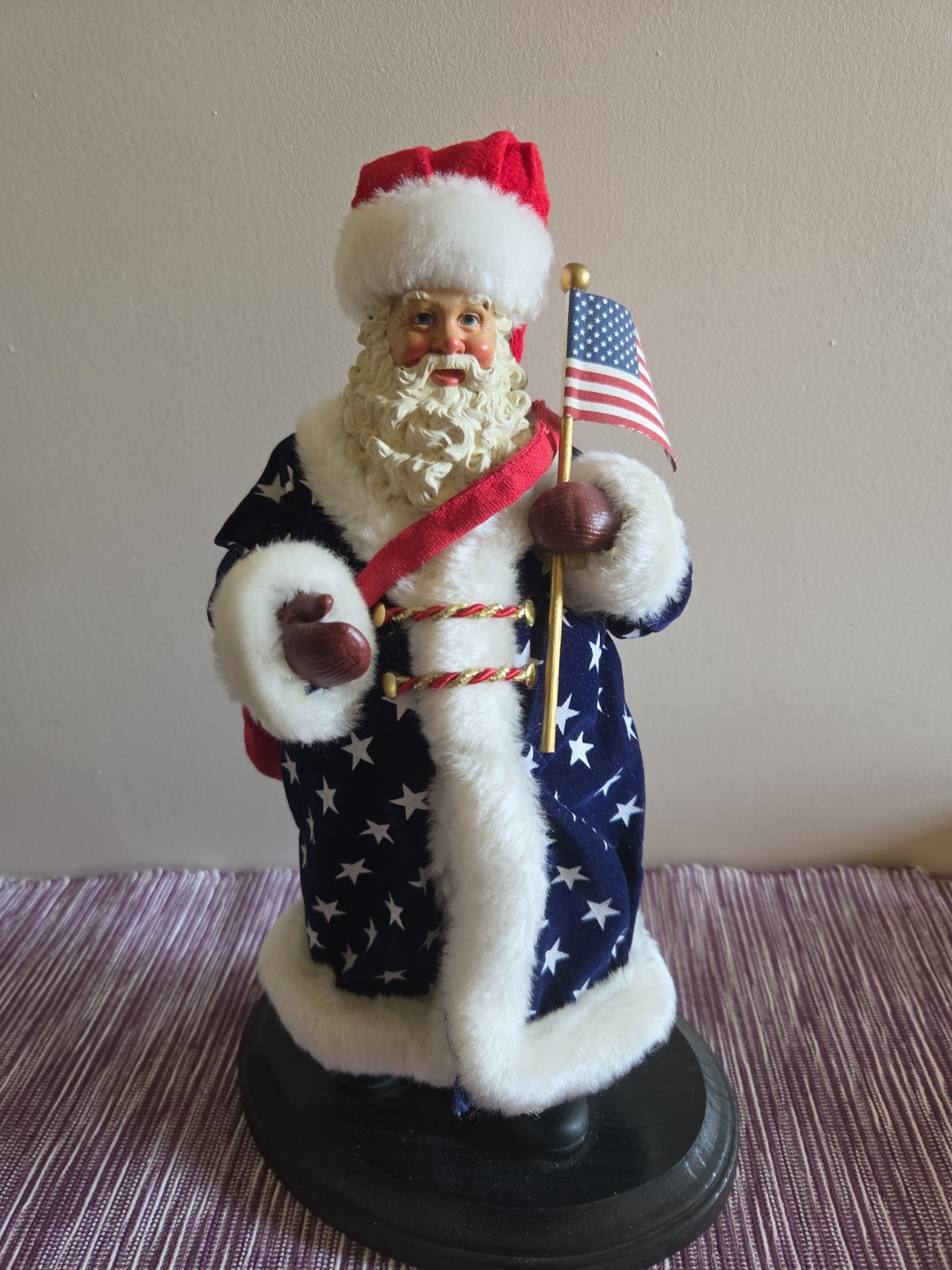 Patriotic Santa Figurine With American Flag And Bag Of Gifts 11.5\