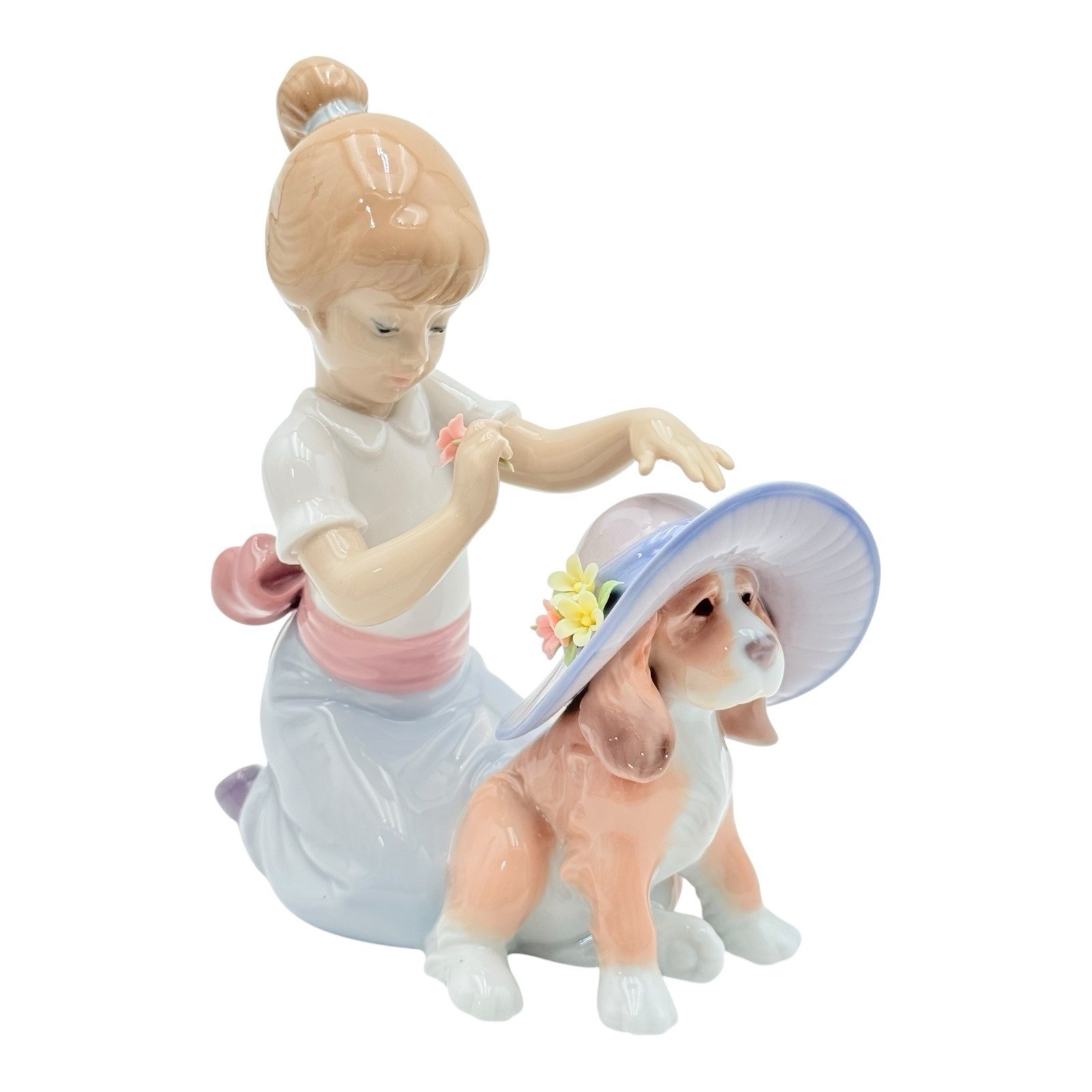 Lladro An Elegant Touch Porcelain Figurine #6862 Girl with Puppy Dog RETIRED