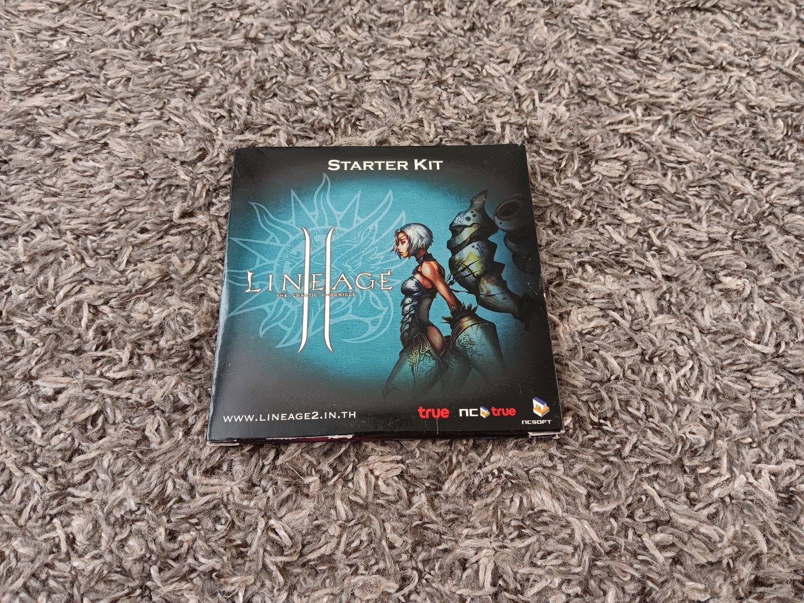 Lineage 2 The Chaotic Chronicle Starter Kit PC 4-DVD ROM 2005 Rise Of Darkness 