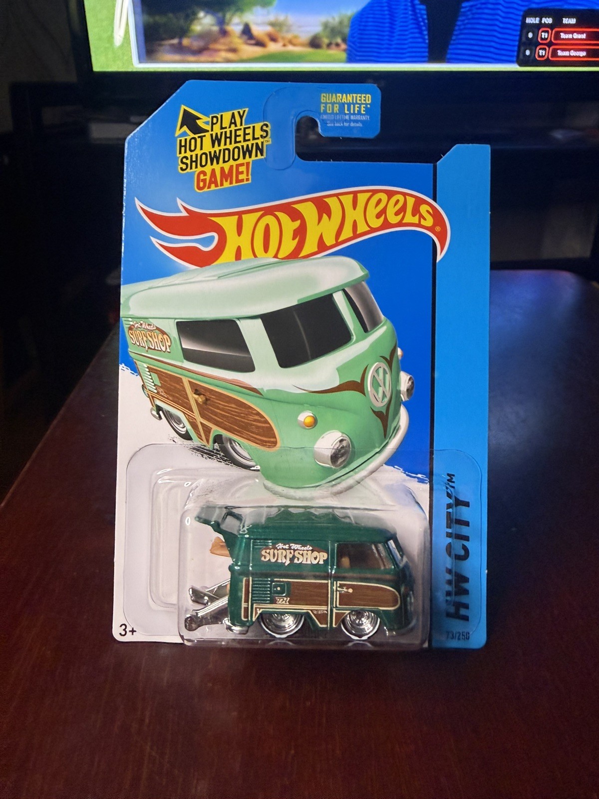Hot Wheels 2015 Super Treasure Hunt Kool Kombi Surf Shop - Green -with Protector
