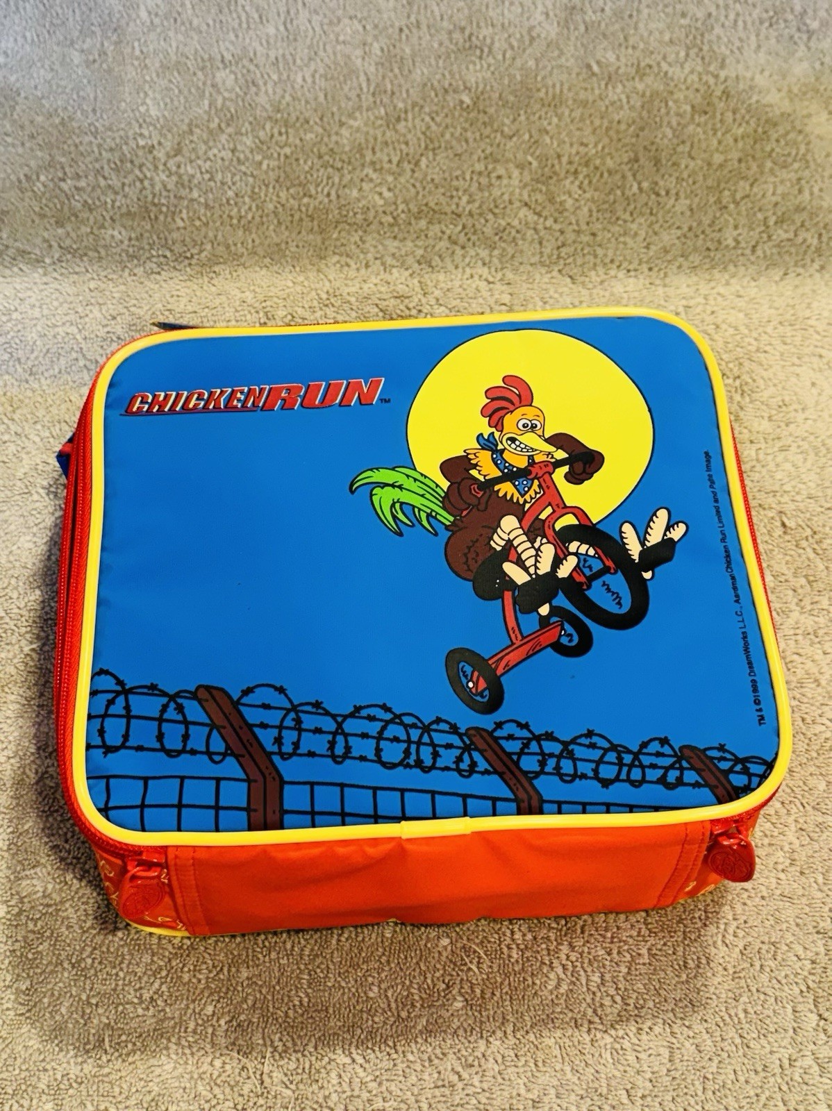 Vintage 1999 DreamWorks Chicken Run Lunchbox + Promo Water Bottle NWT