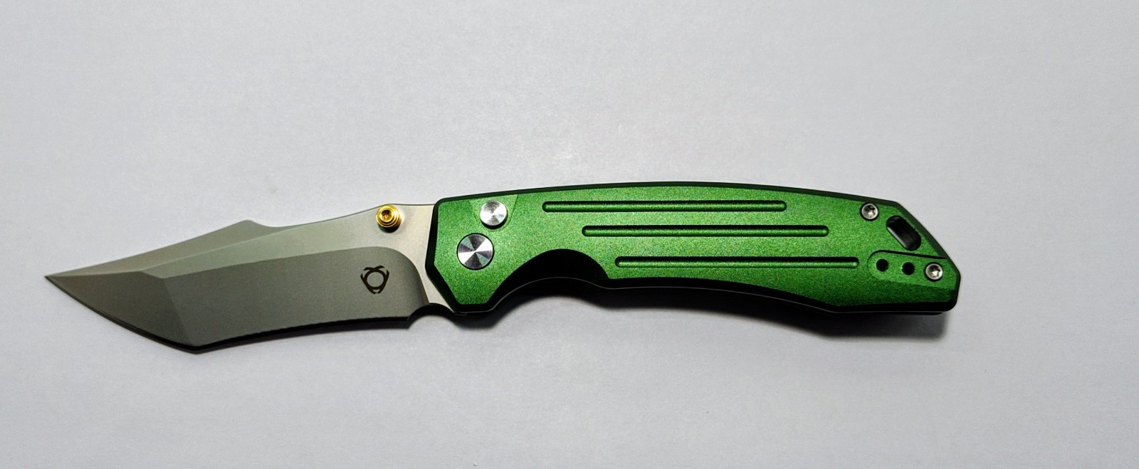 Two SixLeaf SL-82 Recurve Tanto cmpnd grind14c28n 1-Gray/1-Green Aluminium Frame